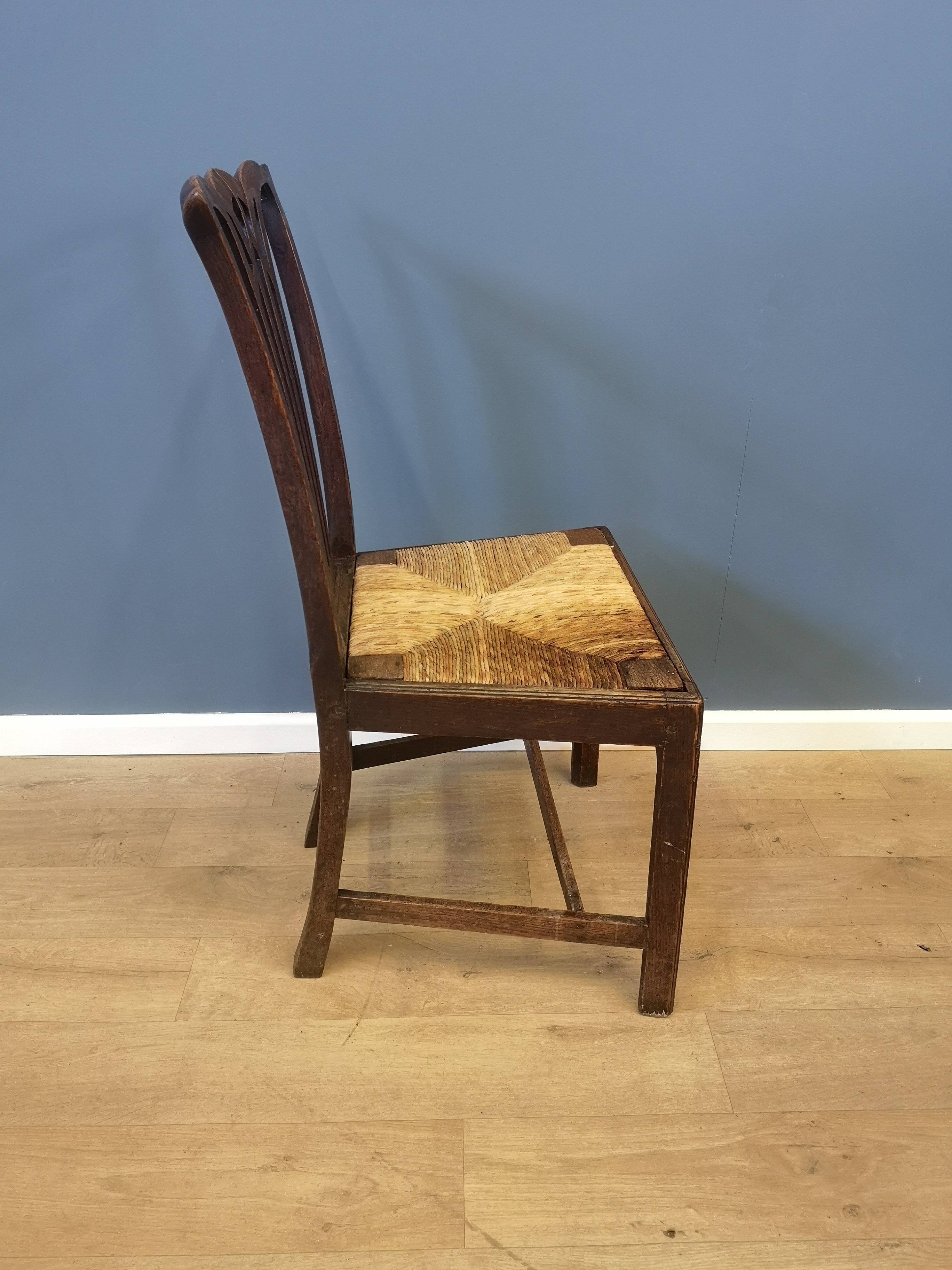 Six Georgian dining chairs - Image 5 of 5