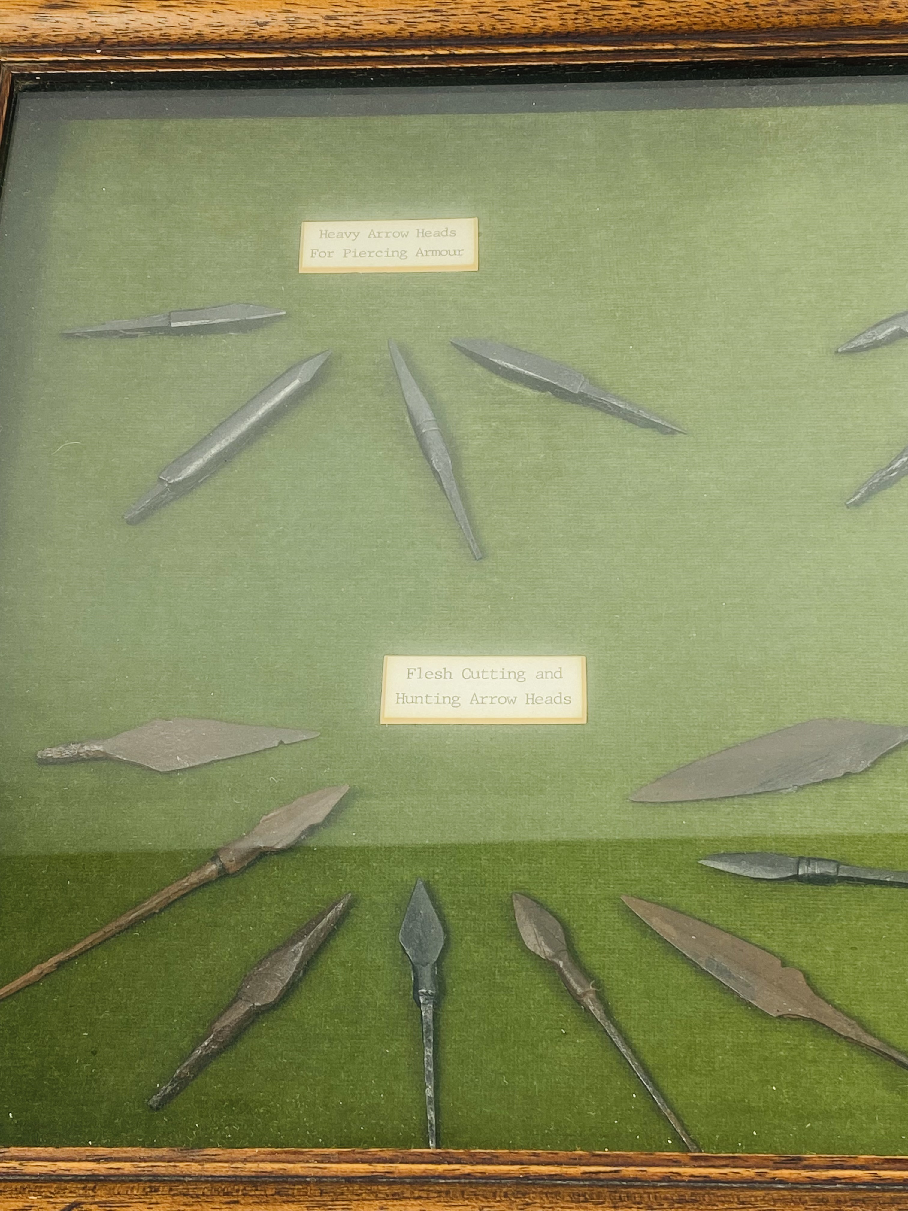 Wall mounted display of arrowheads and chain mail - Image 3 of 3