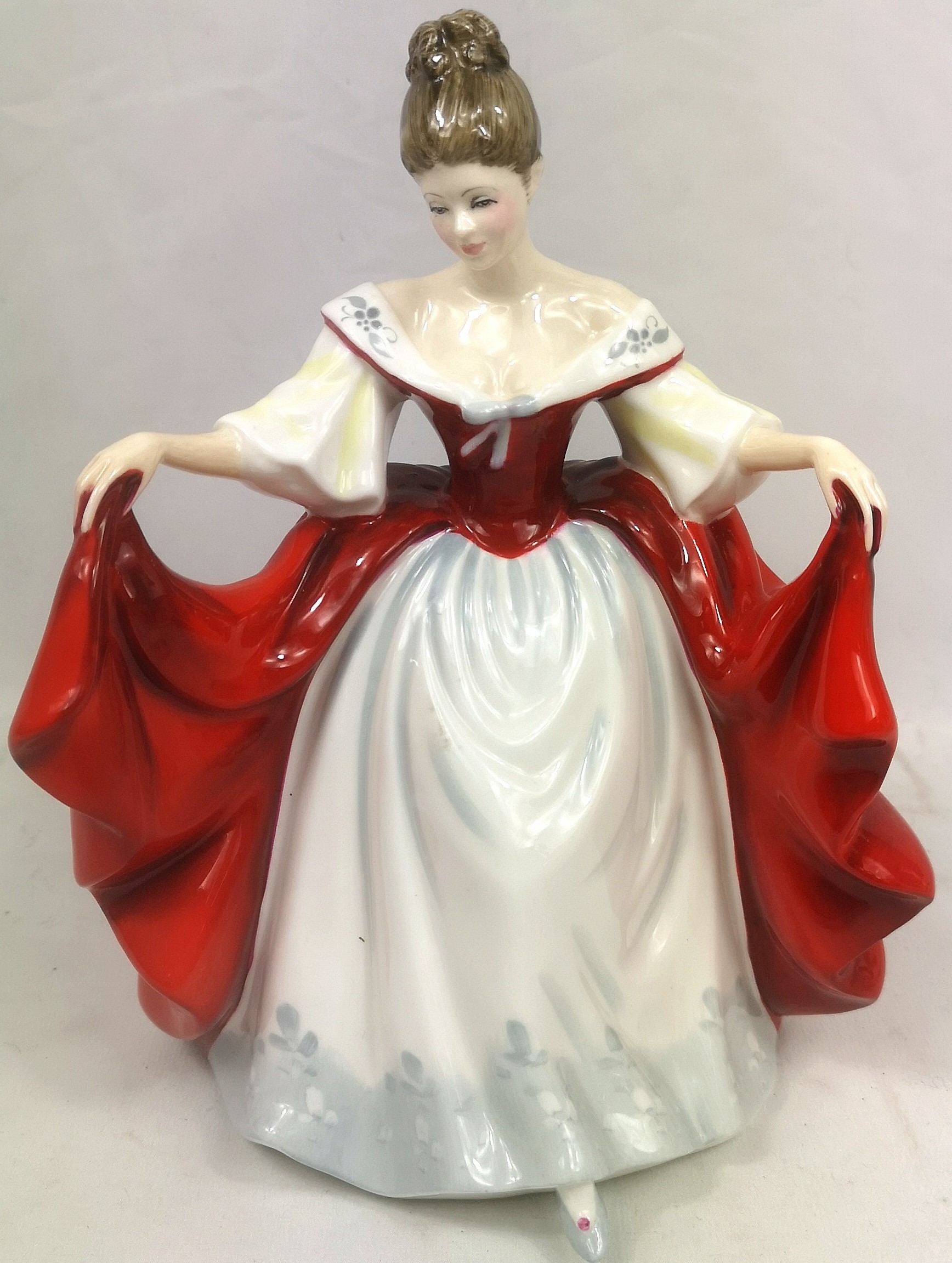 Six Royal Doulton figurines - Image 2 of 13