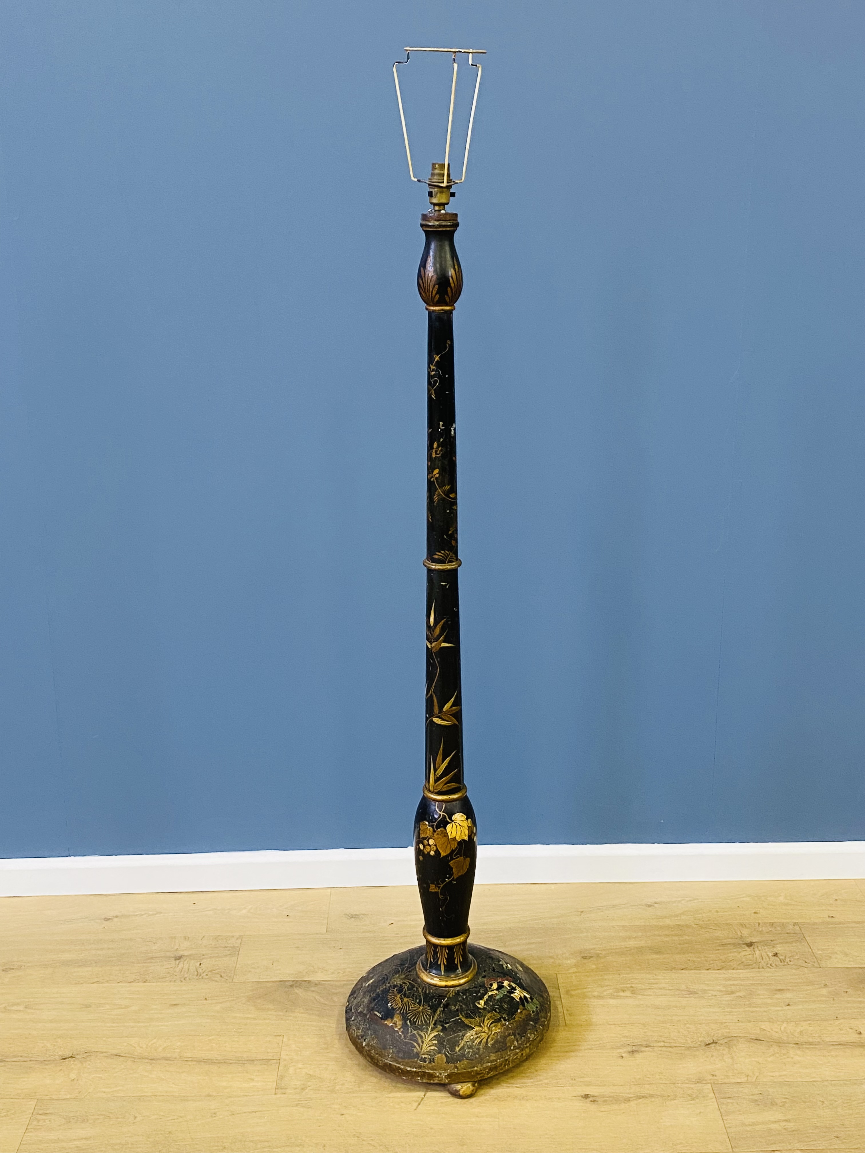 Chinoiserie standard lamp