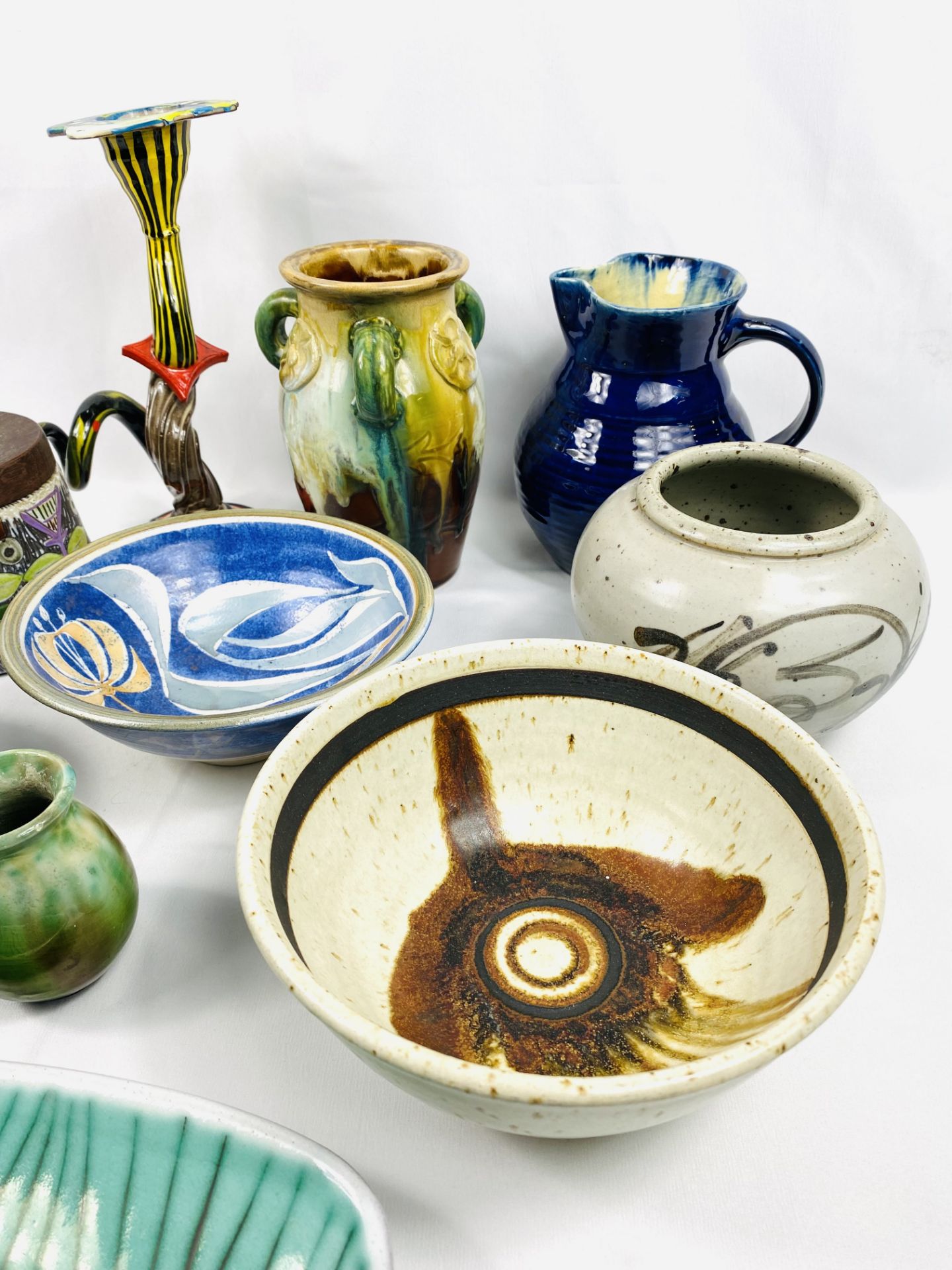 Collection of studio pottery - Image 3 of 5