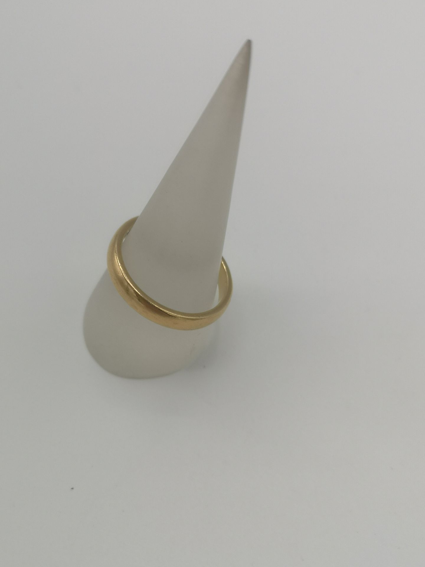 22ct gold band - Image 3 of 4