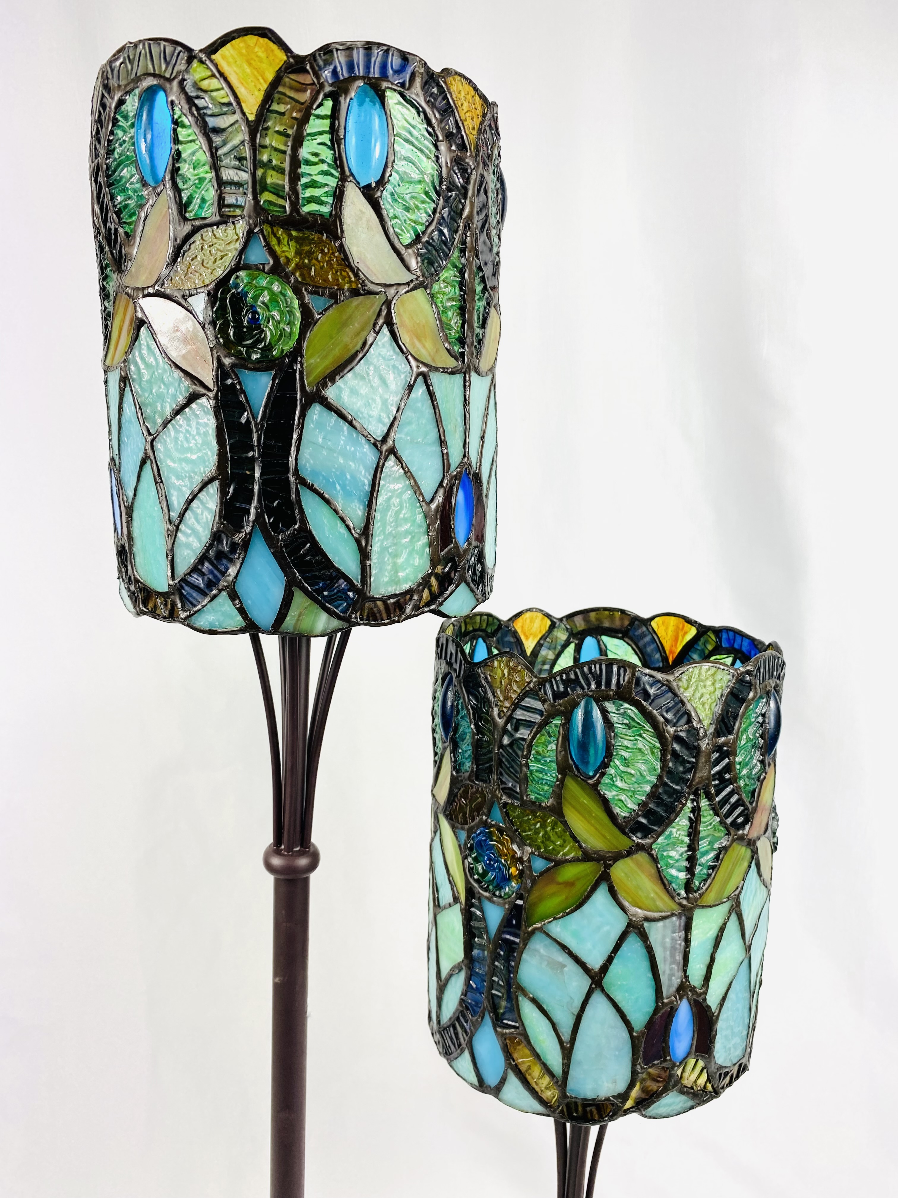 Tiffany style two branch table lamp - Image 2 of 4