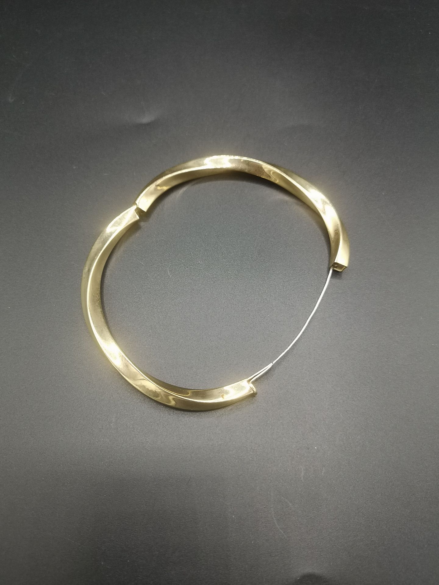 9ct gold bracelet - Image 2 of 4