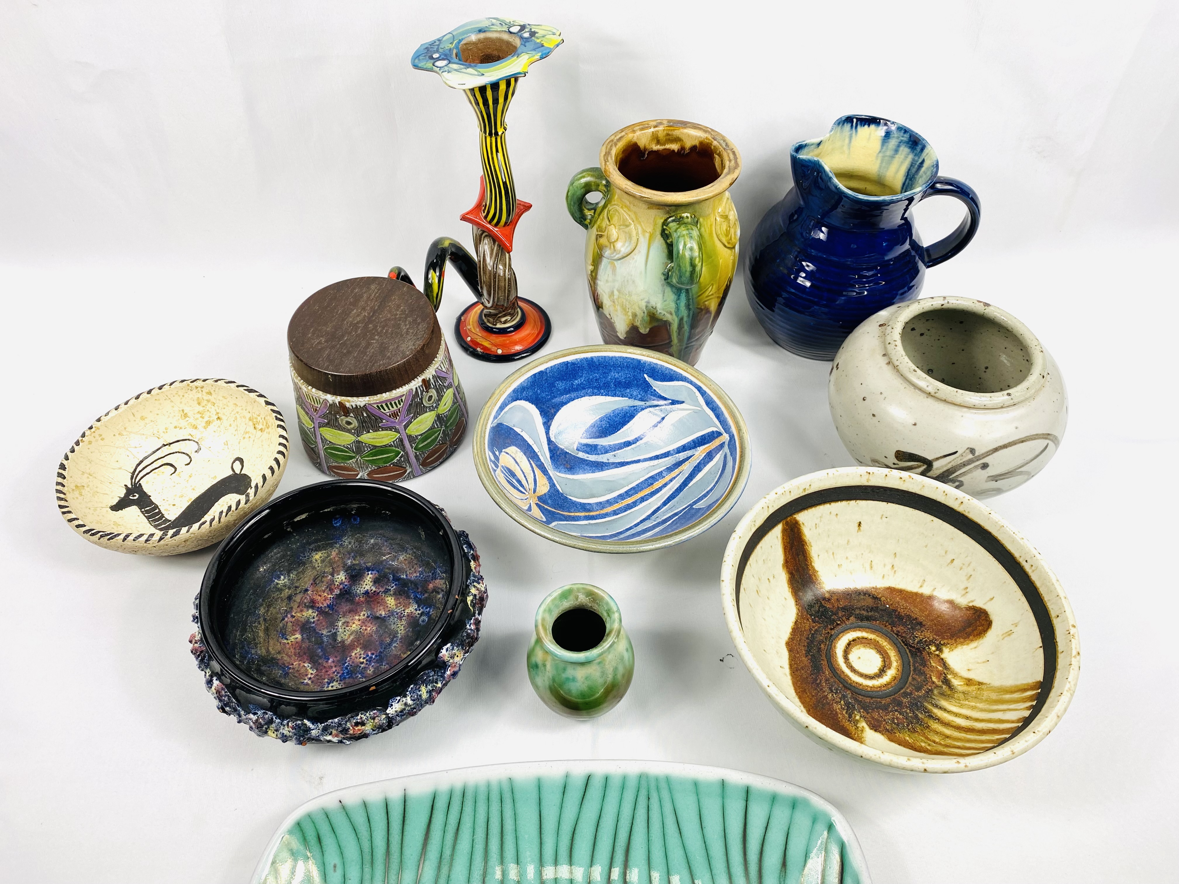 Collection of studio pottery - Image 2 of 5