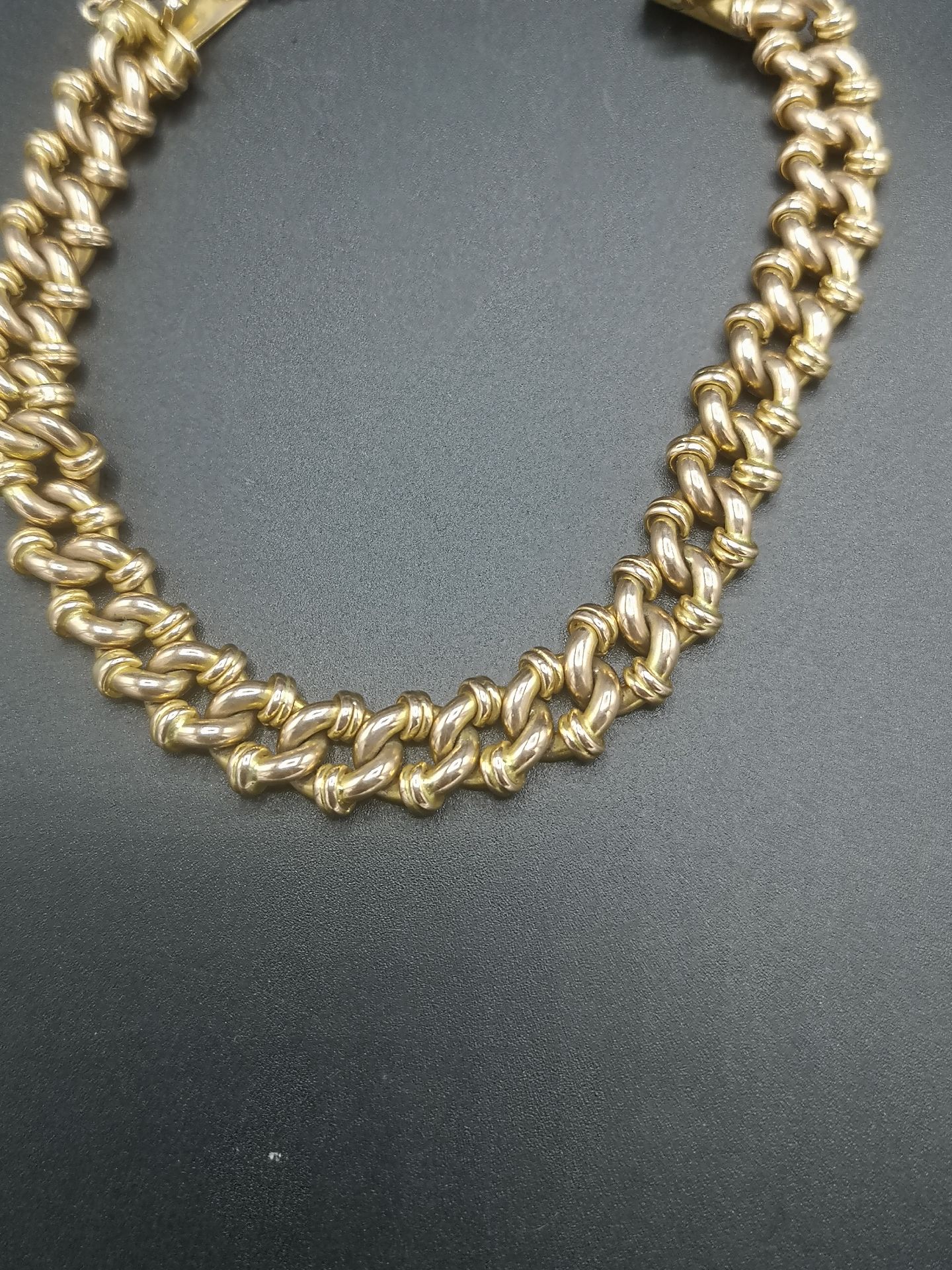 9ct gold link bracelet - Image 3 of 5