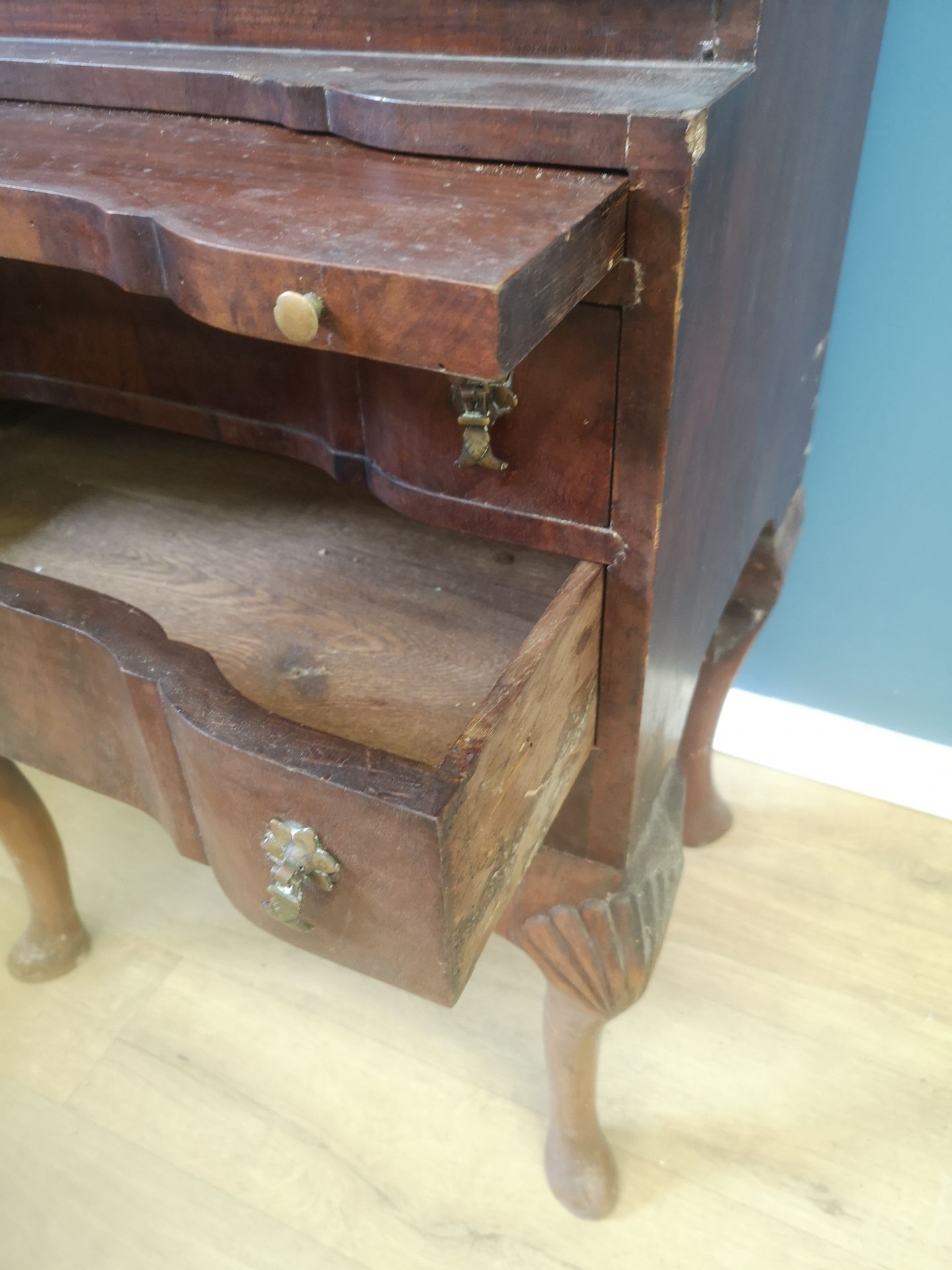 Mahogany drop front bureau - Image 6 of 6