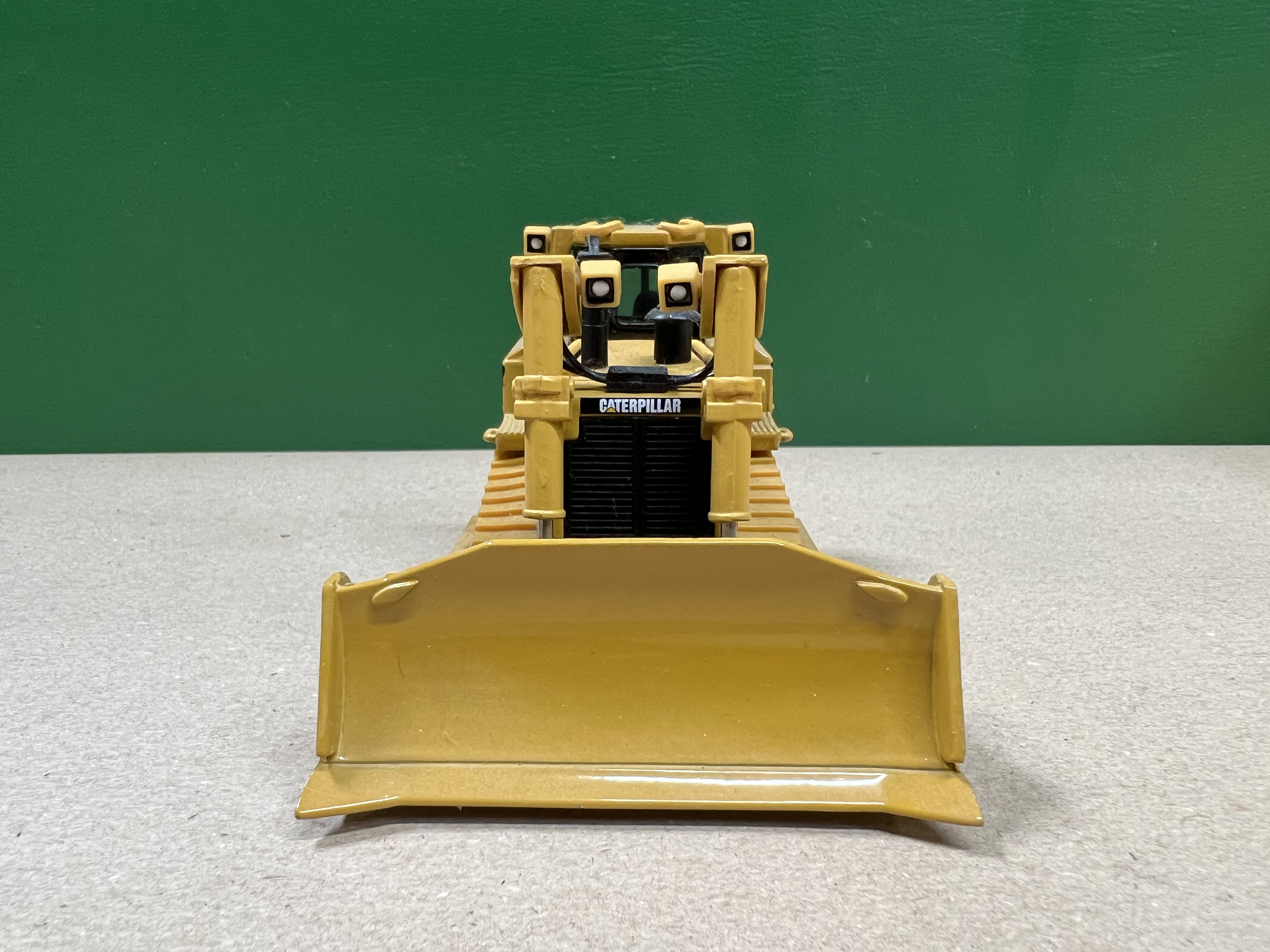 Caterpillar D8R Series II Bulldozer - Image 4 of 6