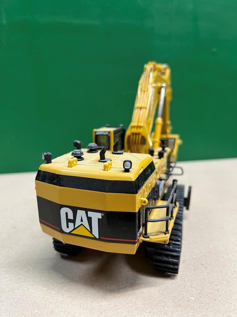 Caterpillar 5110B Excavator - Image 4 of 5