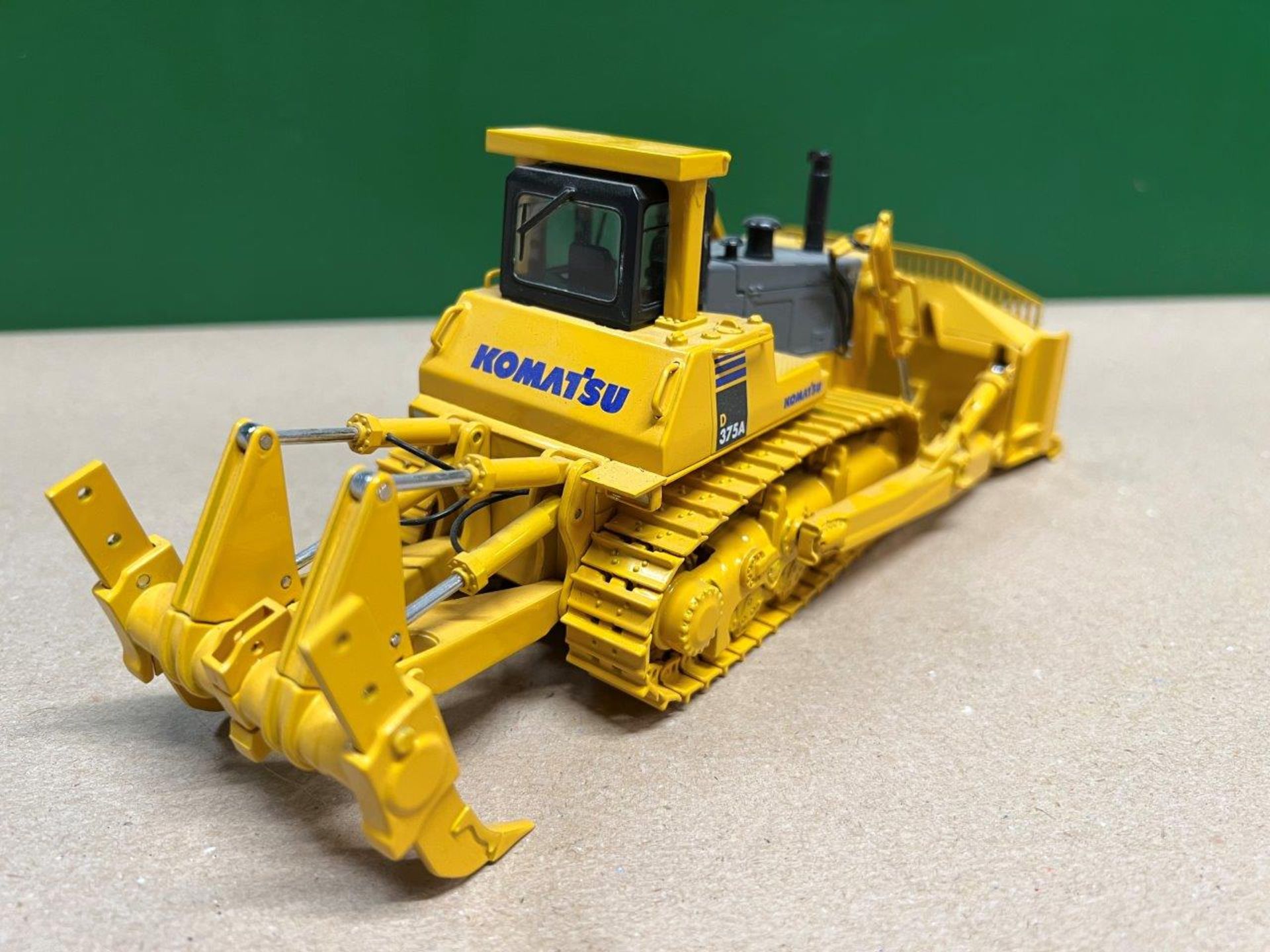 Komatsu D375A Bulldozer - Image 3 of 4