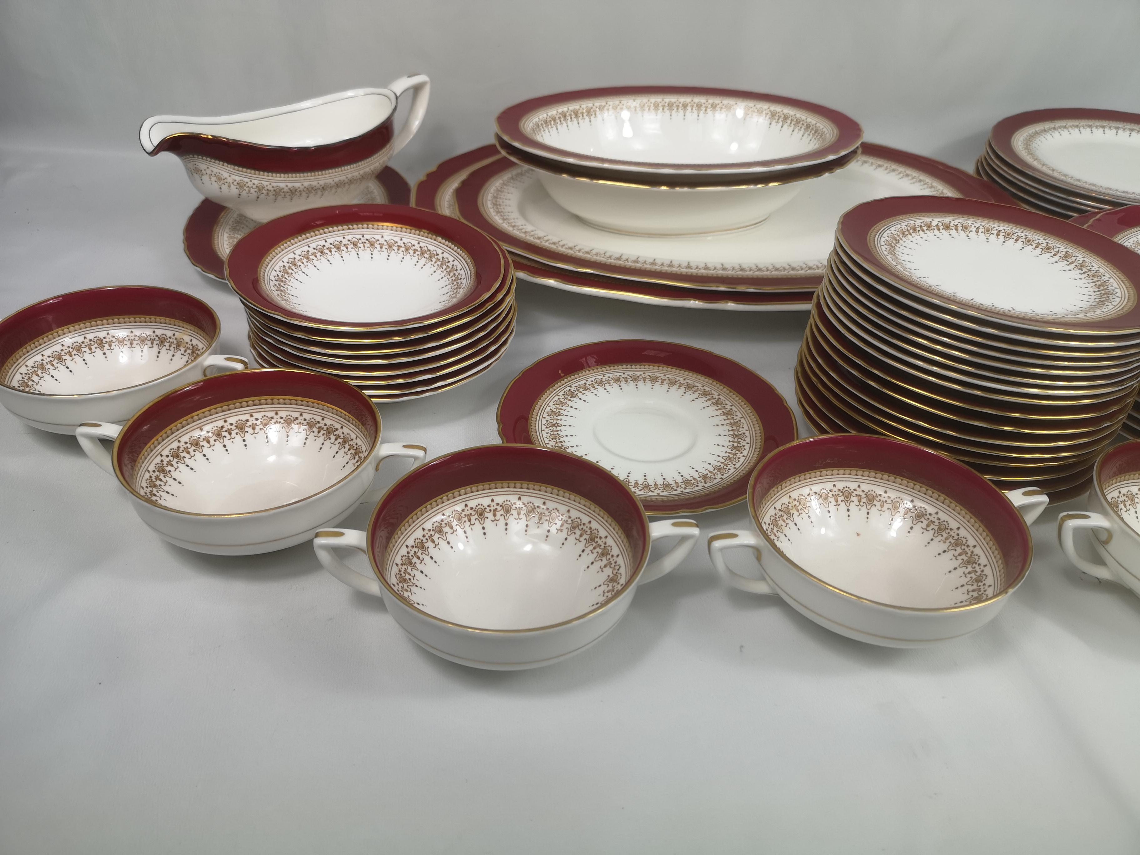 Royal Worcester Regency part dinner service - Image 3 of 6