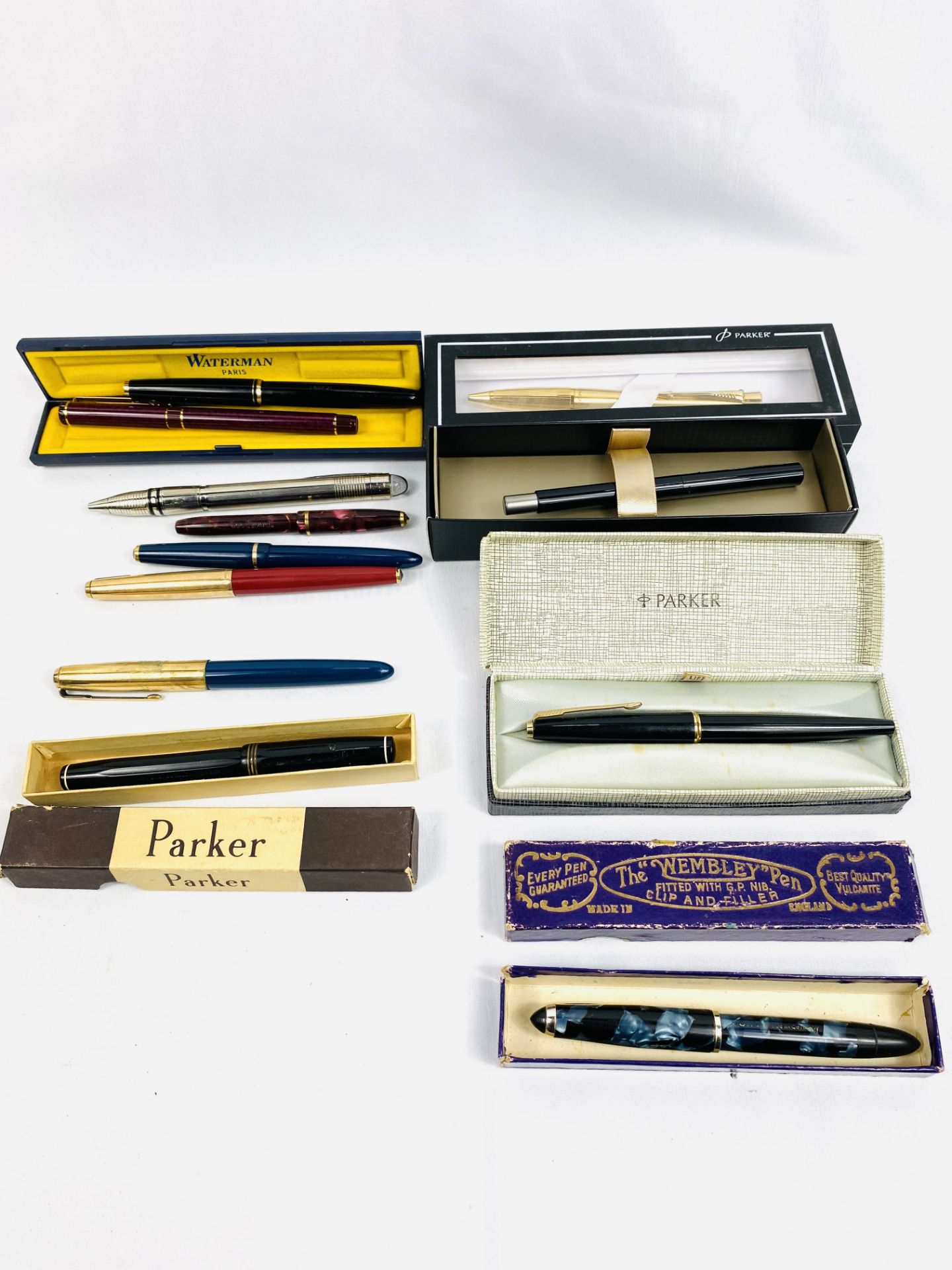 Collection of fountain and ballpoint pens