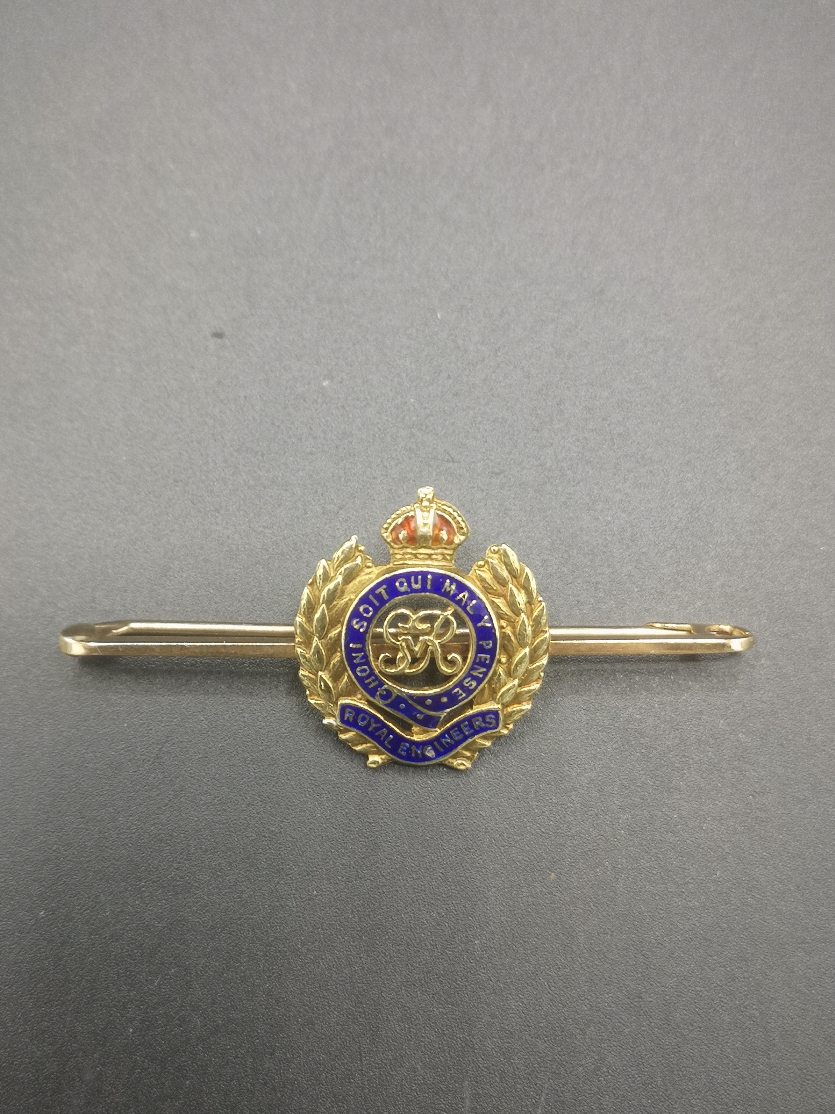 15ct gold Royal Engineers bar brooch - Image 2 of 3