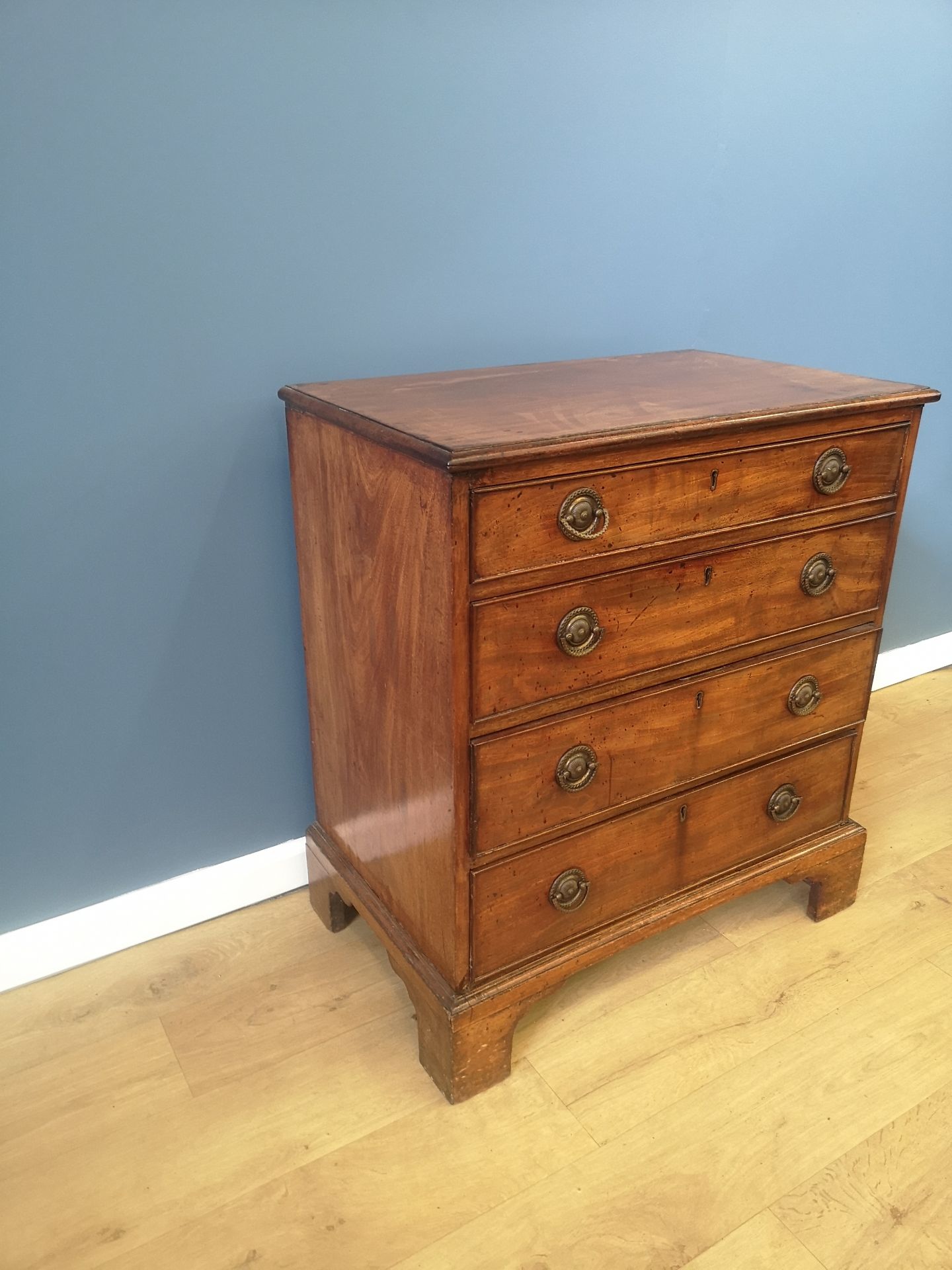 Victorian mahogany chest of drawers - Image 4 of 5