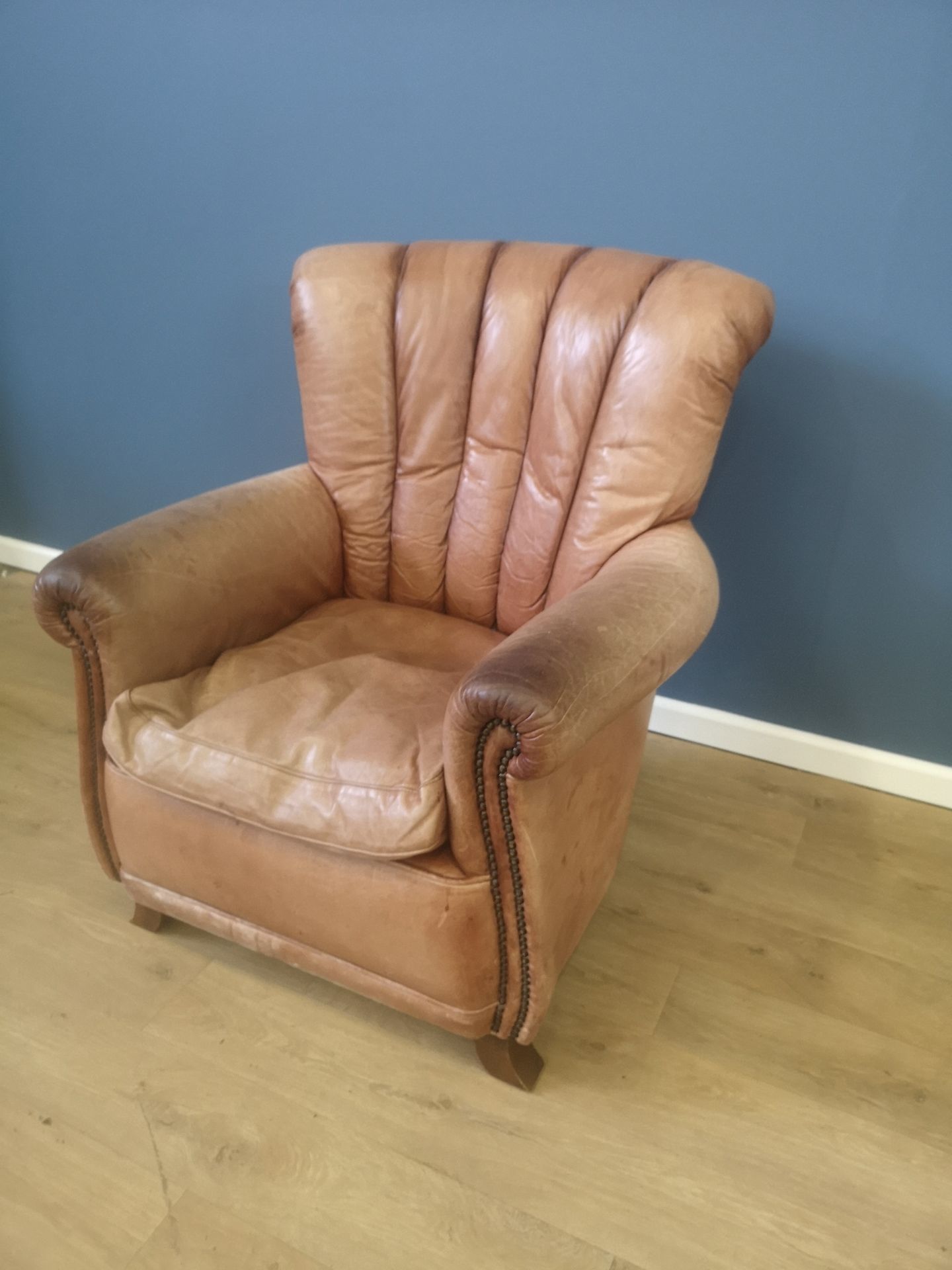 Leather style armchair - Image 2 of 3