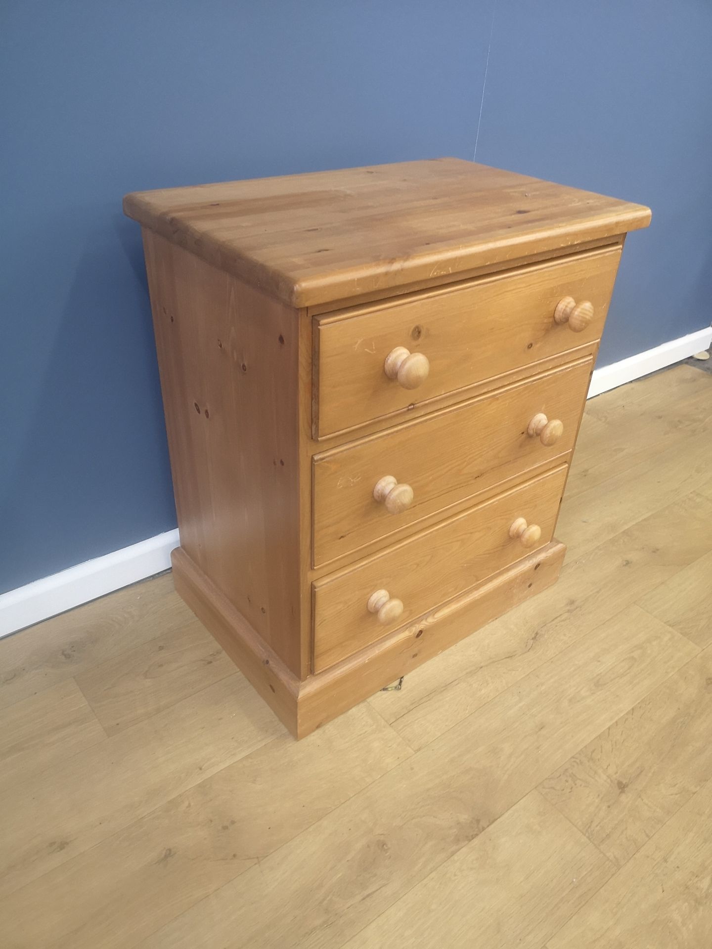 Pine chest of drawers - Image 3 of 4