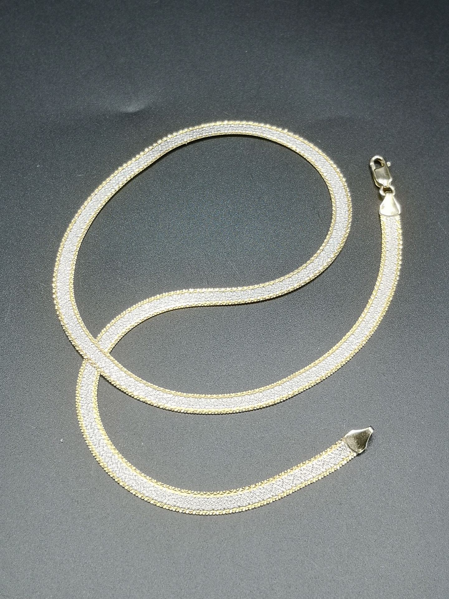 9ct white and yellow gold necklace