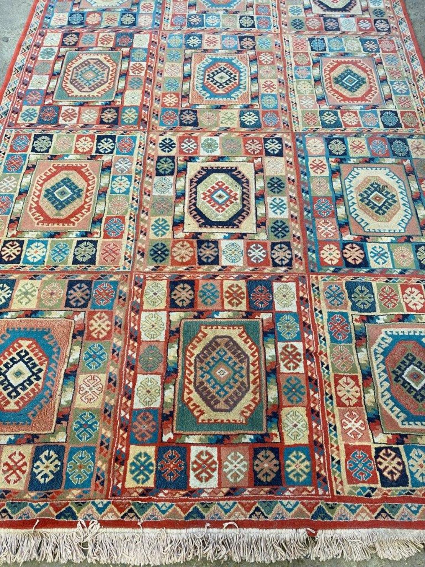 Turkish red ground rug - Image 4 of 4