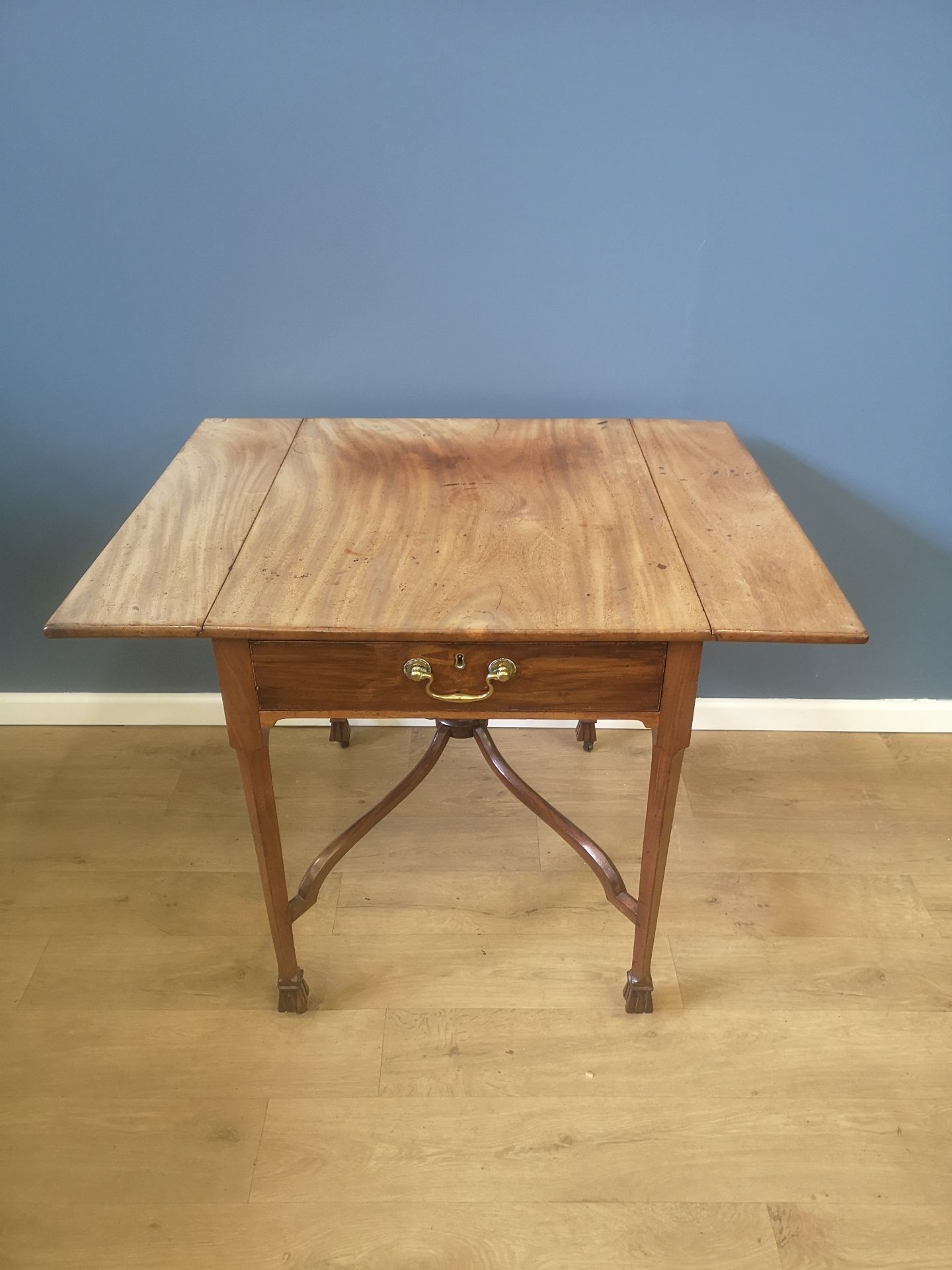 Mahogany dropside table - Image 4 of 5