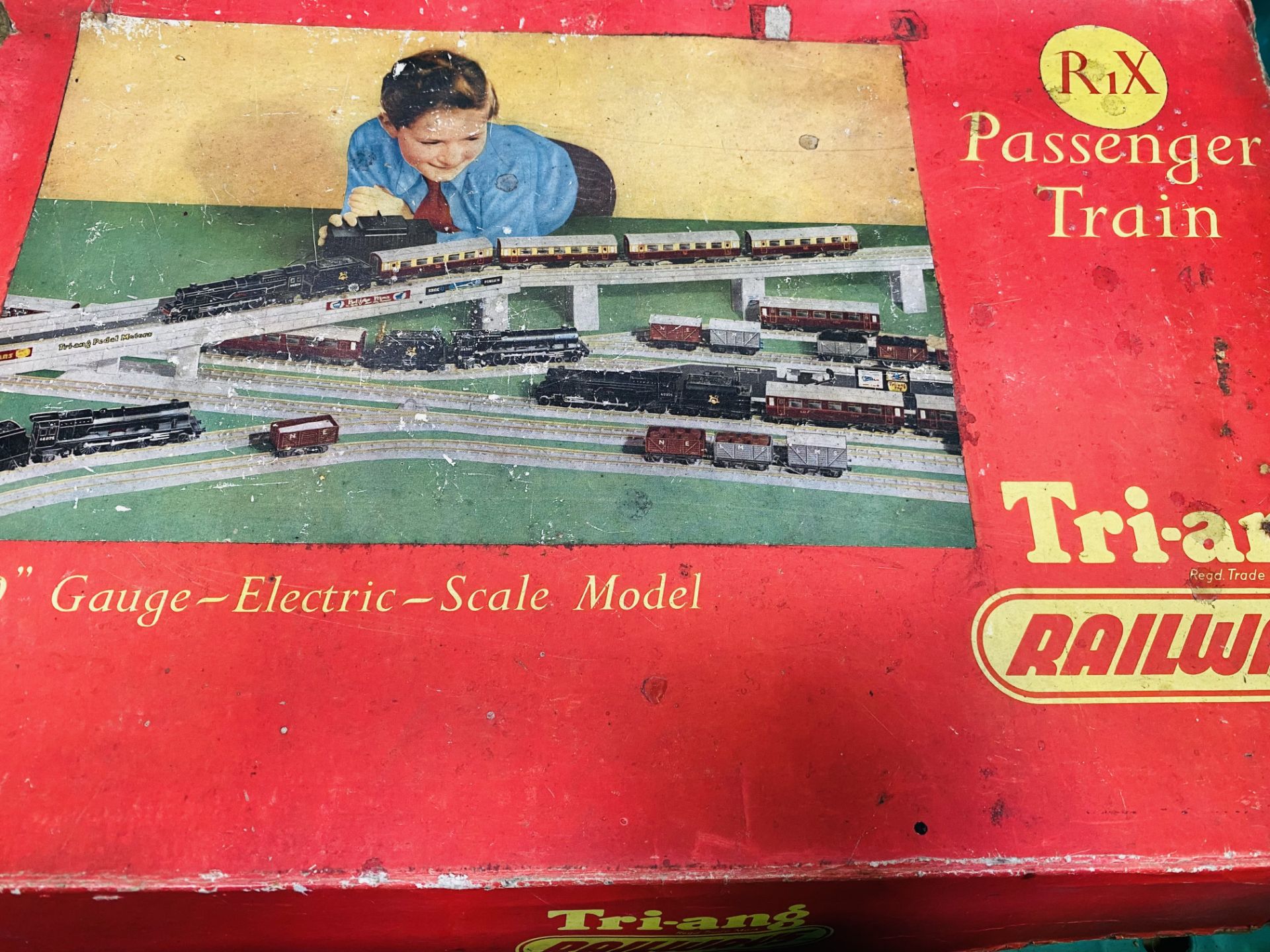 Quantity of Triang railways OO gauge including Royal Mail coach set - Image 2 of 6