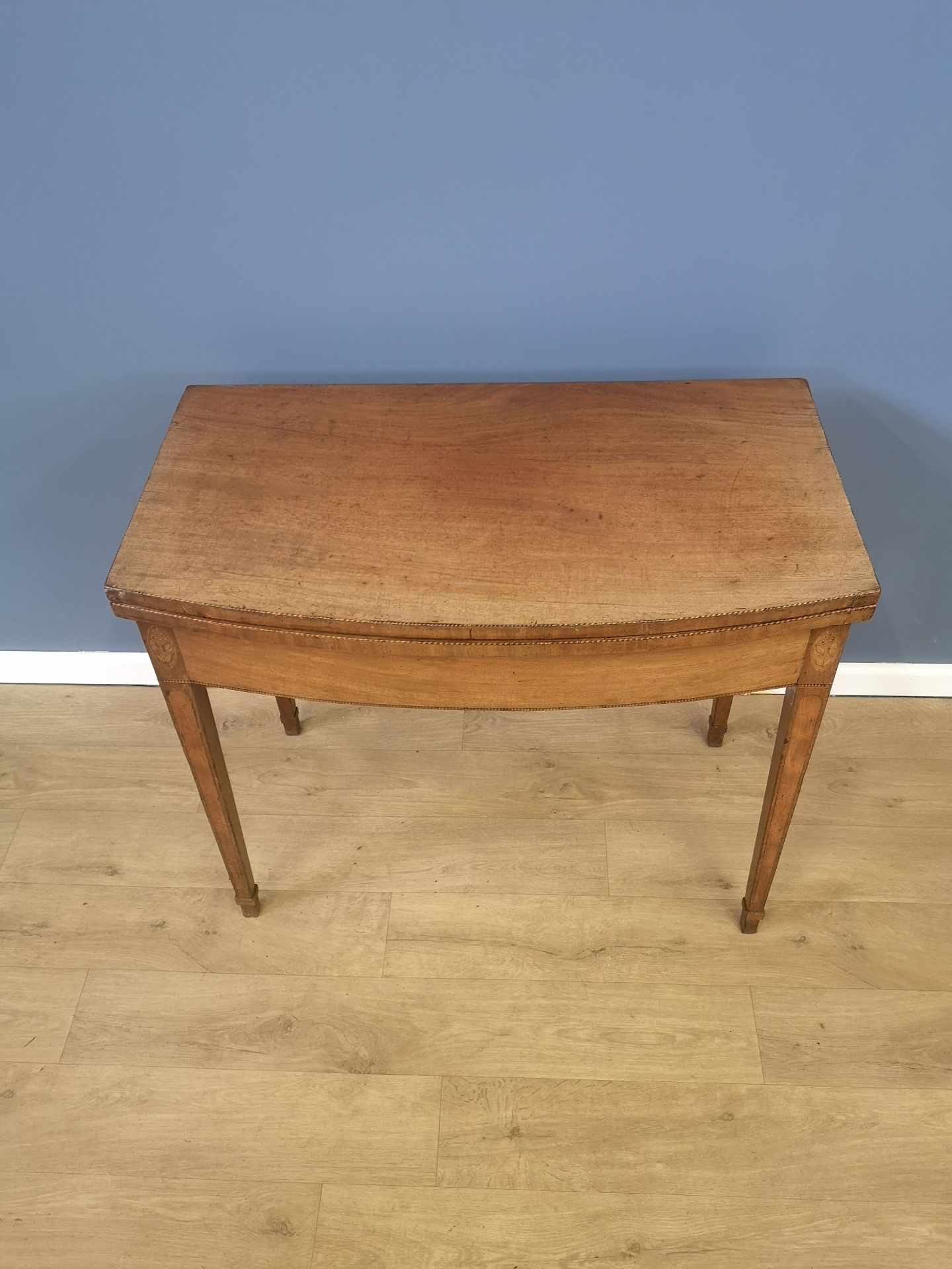 Mahogany tea table - Image 2 of 4