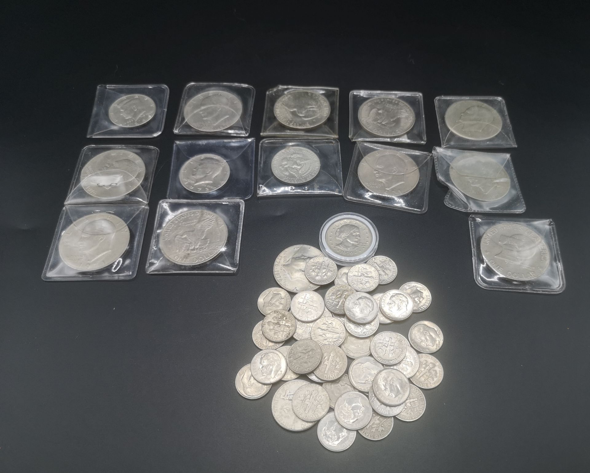 Quantity of US dollar coins, half dollars, dimes and quarters - Image 2 of 7