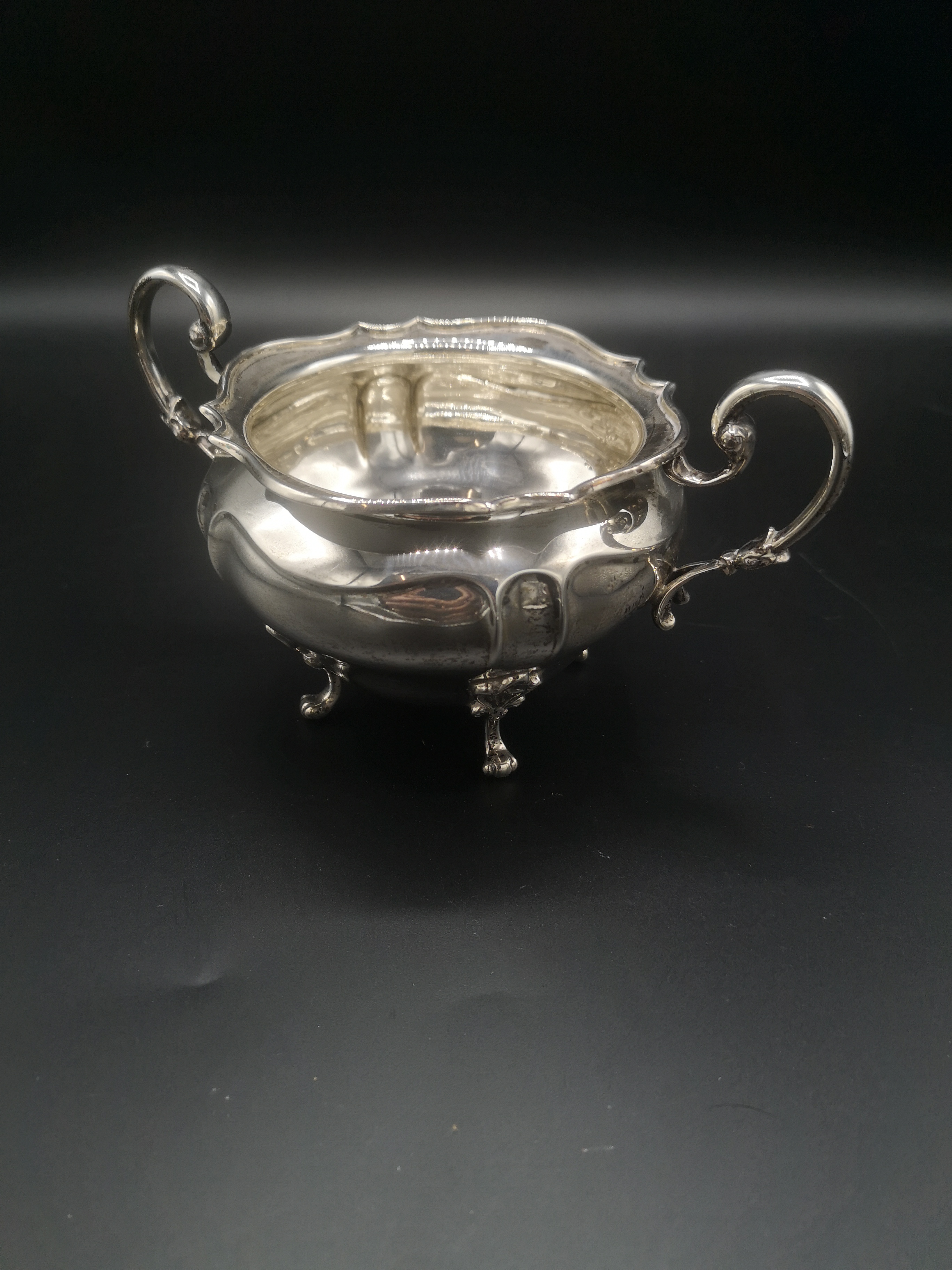 Goldsmith and Silversmiths silver tea set with matching coffee pot - Image 3 of 7