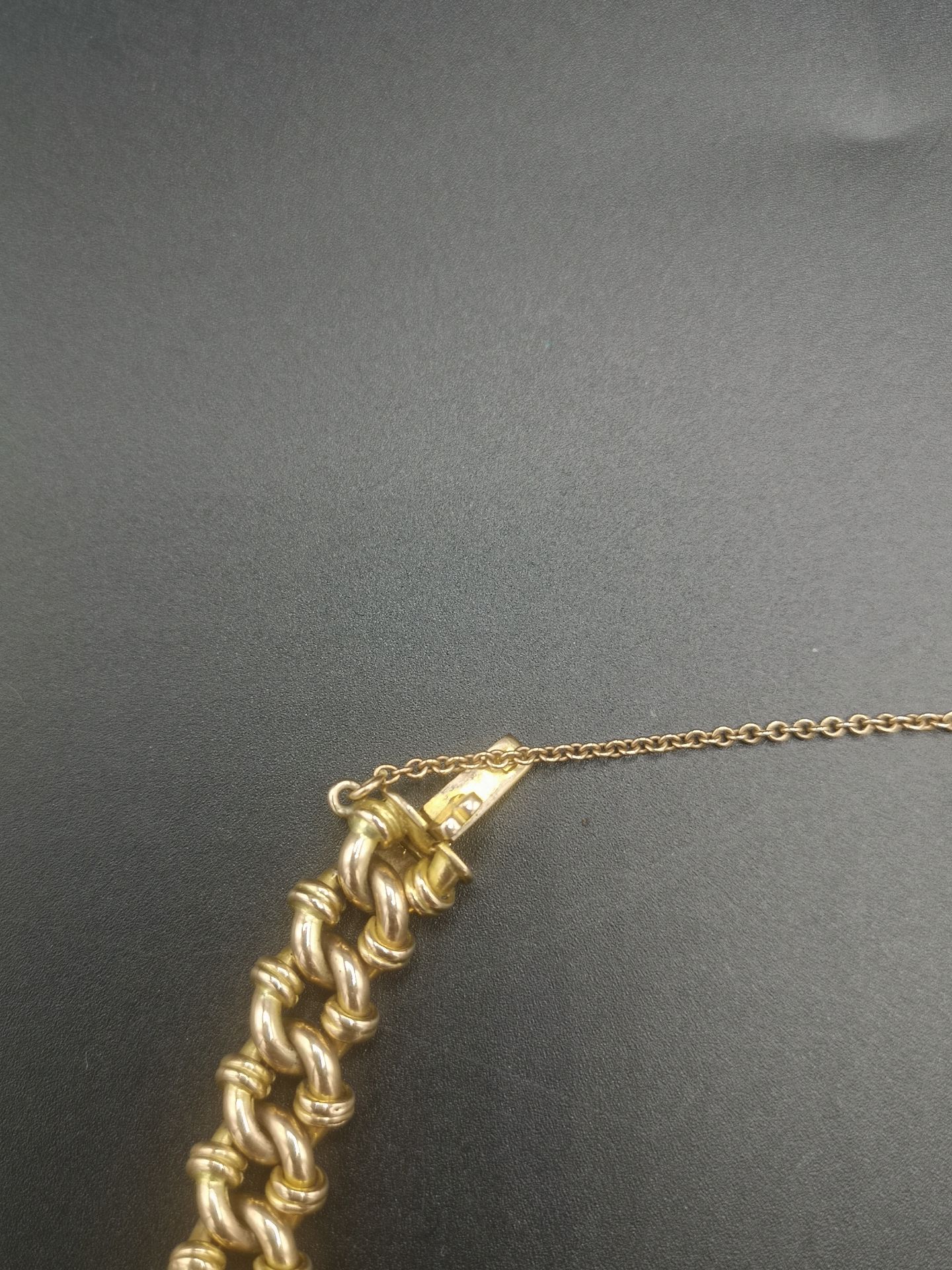 9ct gold link bracelet - Image 4 of 5