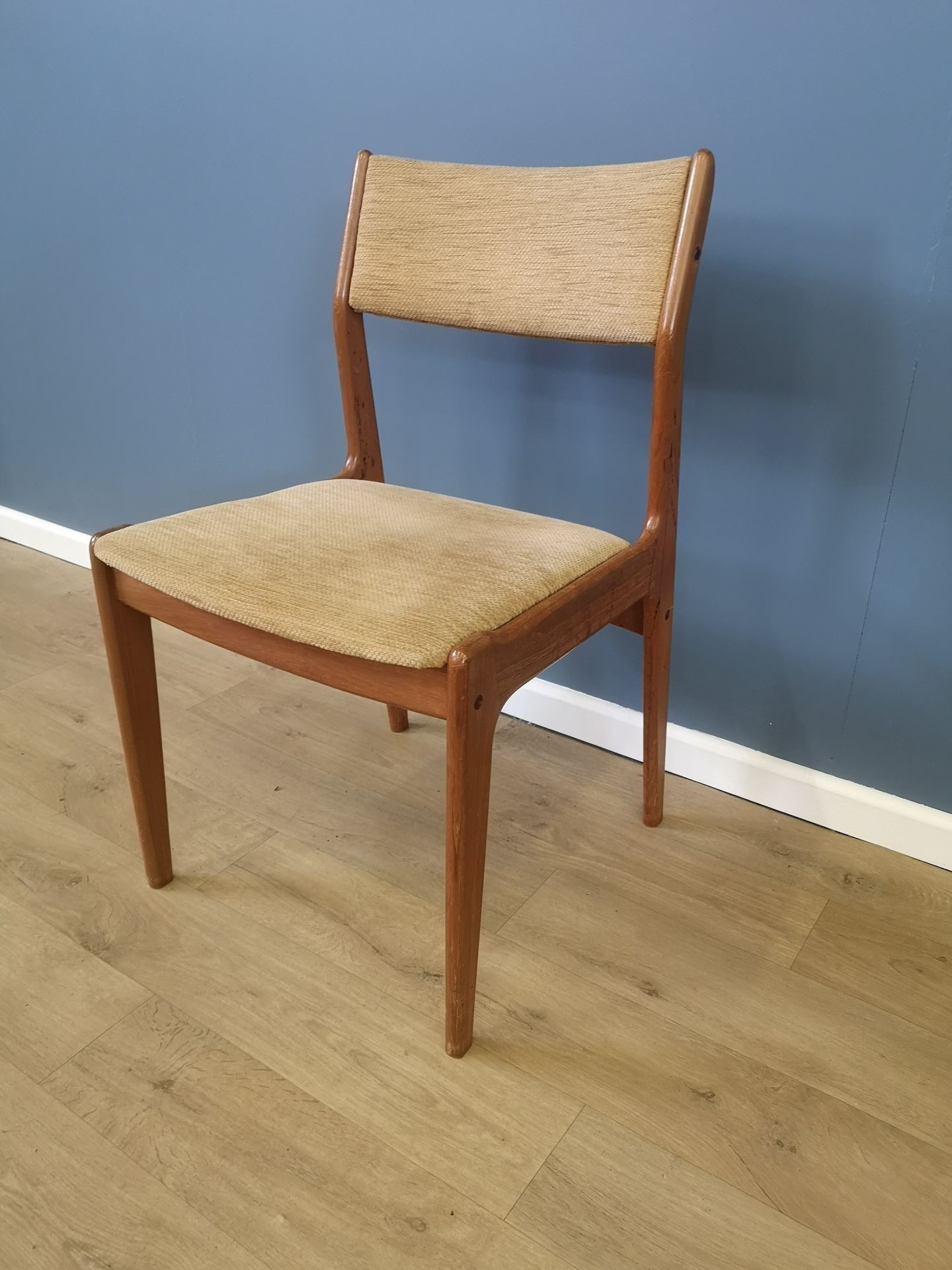 Set of six teak dining chairs - Image 3 of 4
