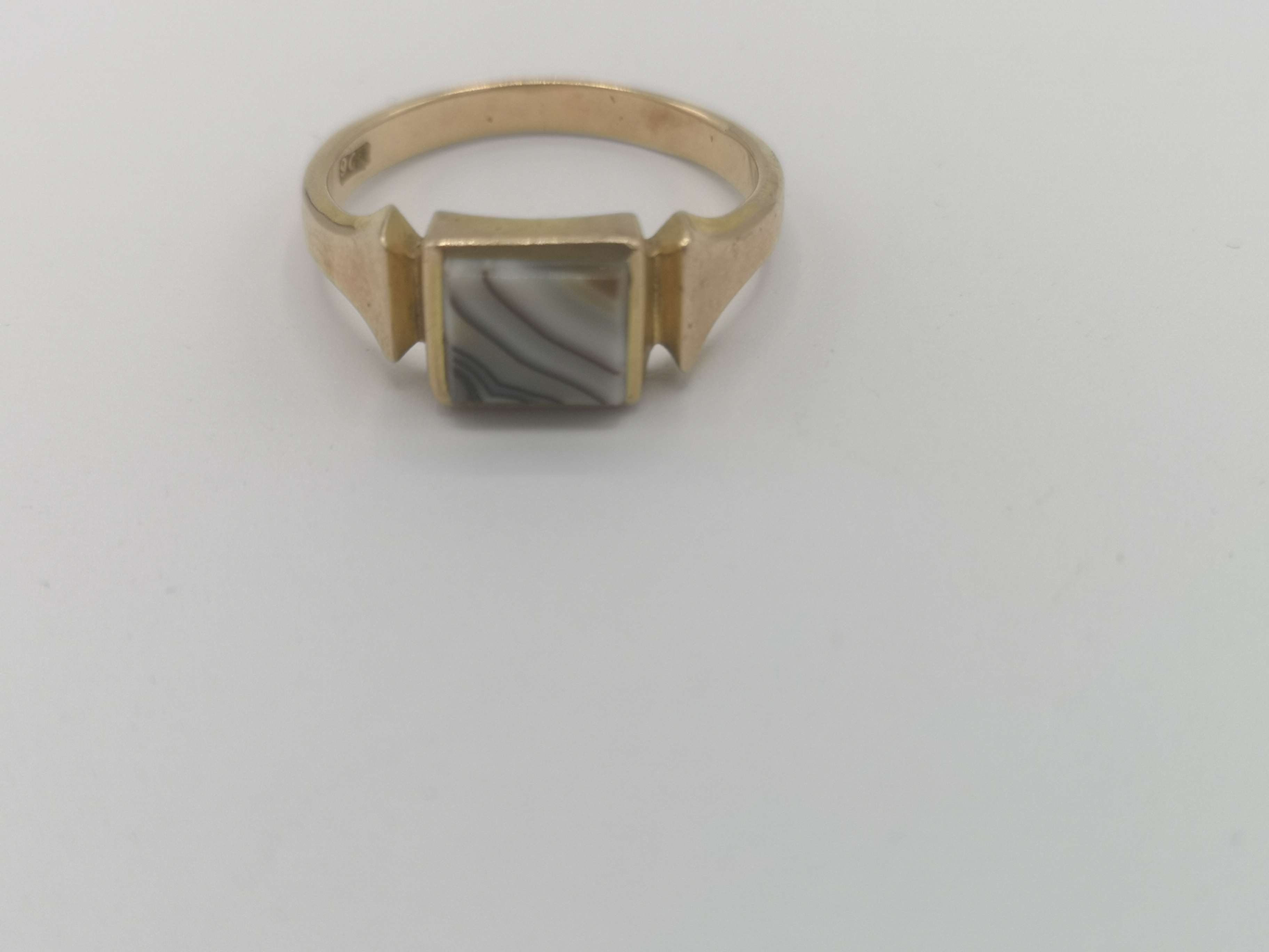 Two 9ct gold rings - Image 5 of 5