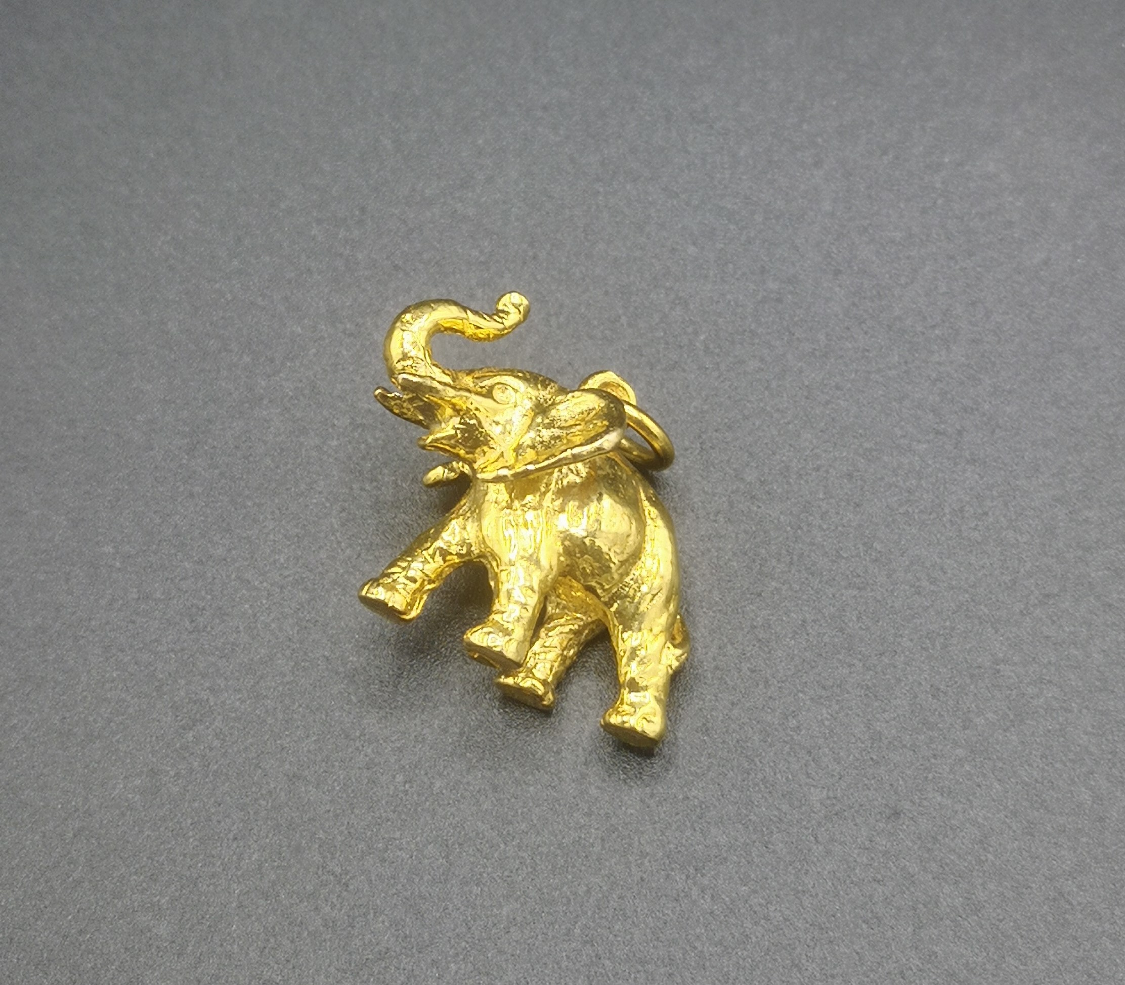 9ct gold pendant - Image 3 of 4
