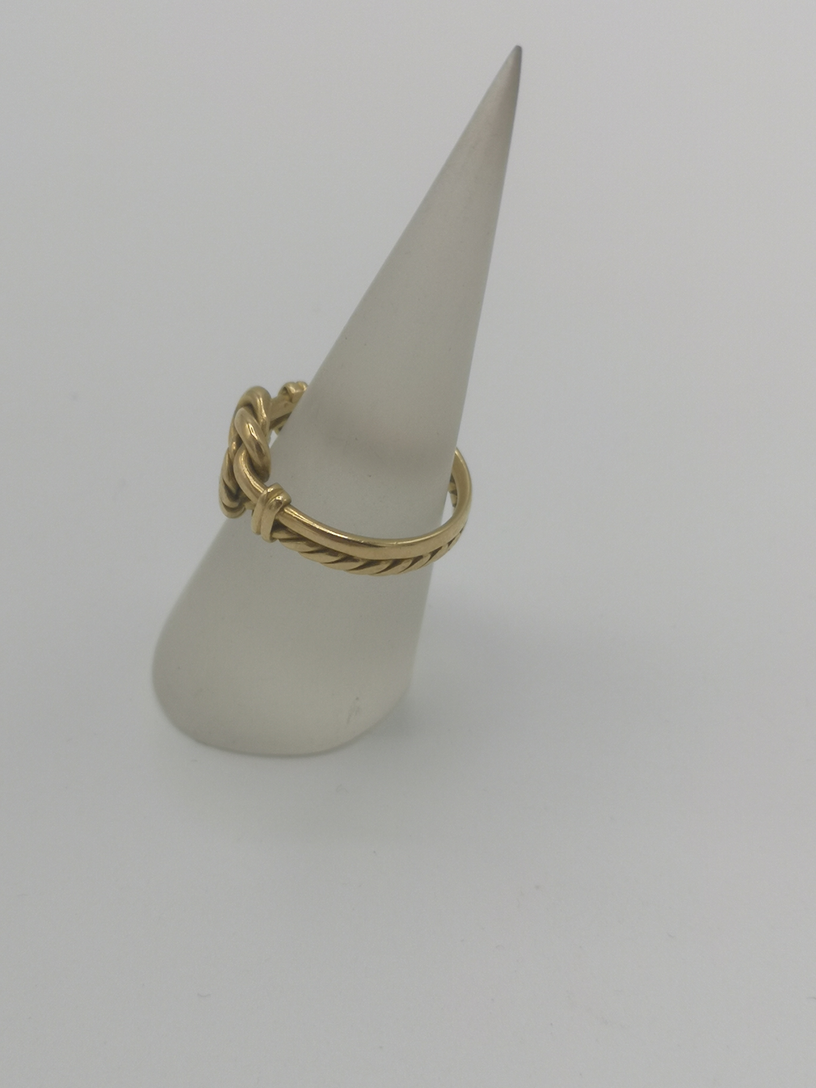 18ct gold ring - Image 2 of 4