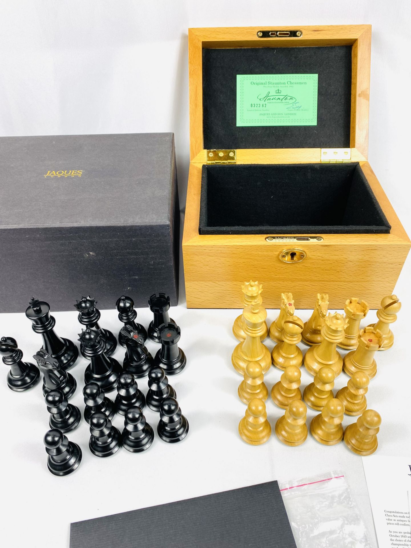 Jaques of London Staunton style chess set - Image 2 of 5