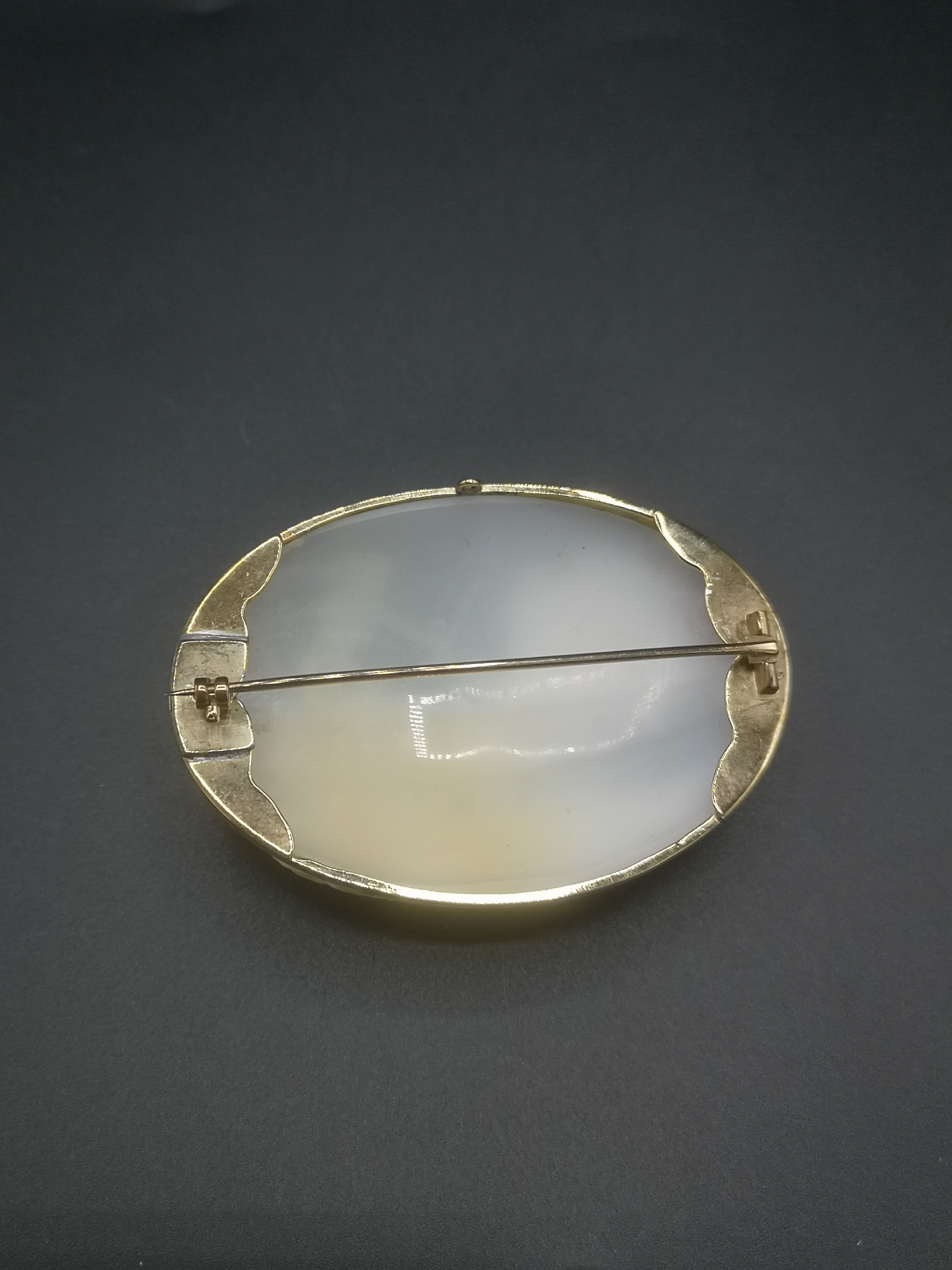 Carved cameo brooch - Image 2 of 4