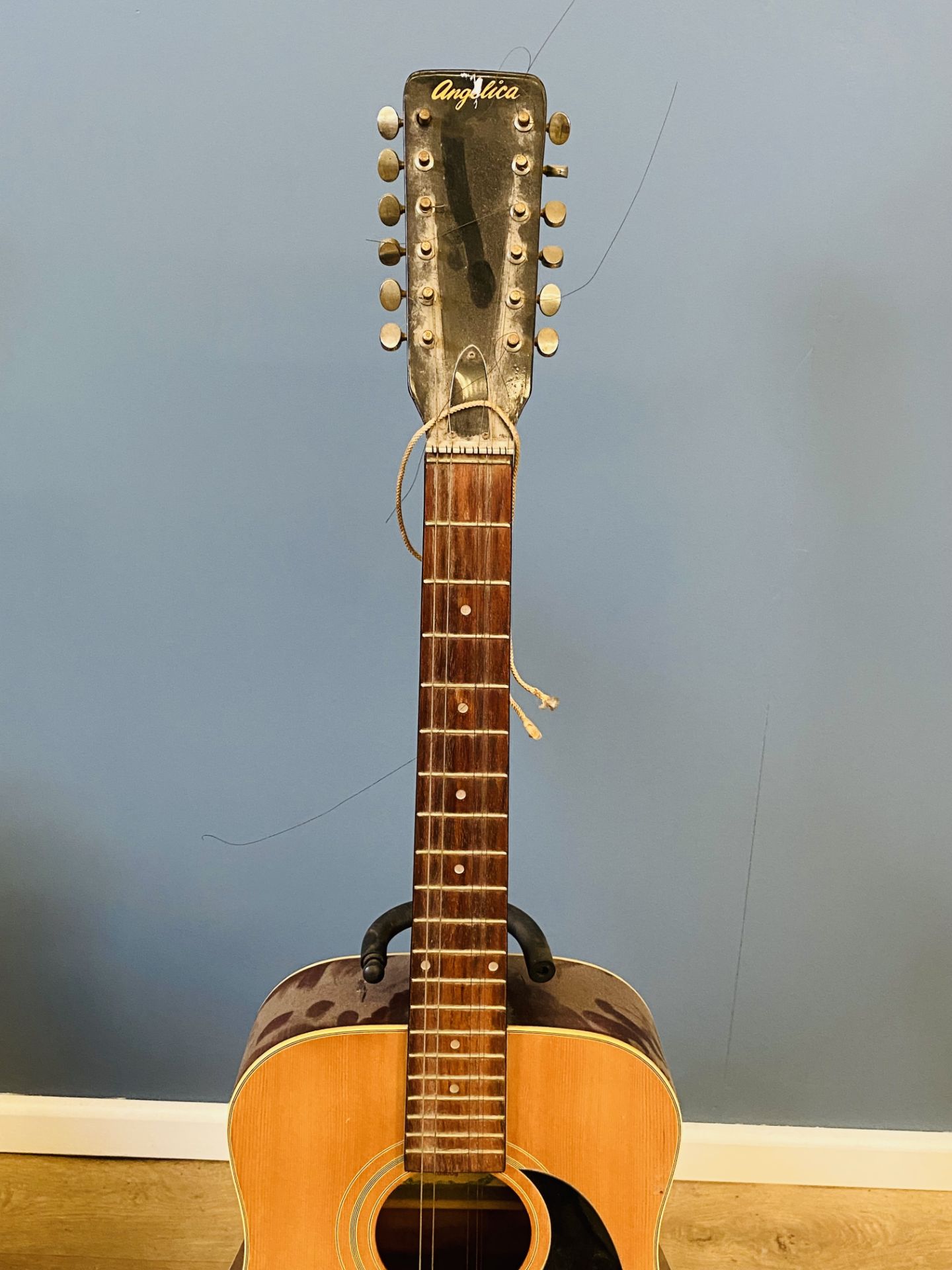 Angeliqa 12 string acoustic guitar a Jose Masymas classical guitar. - Image 3 of 4