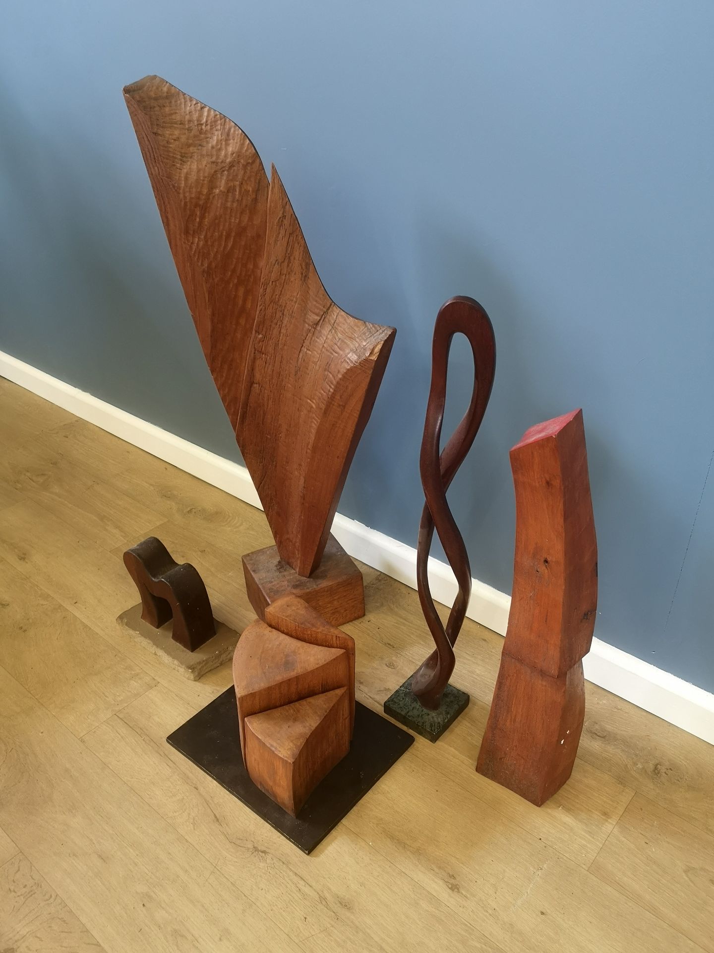 Five abstract wood sculptures - Image 3 of 4