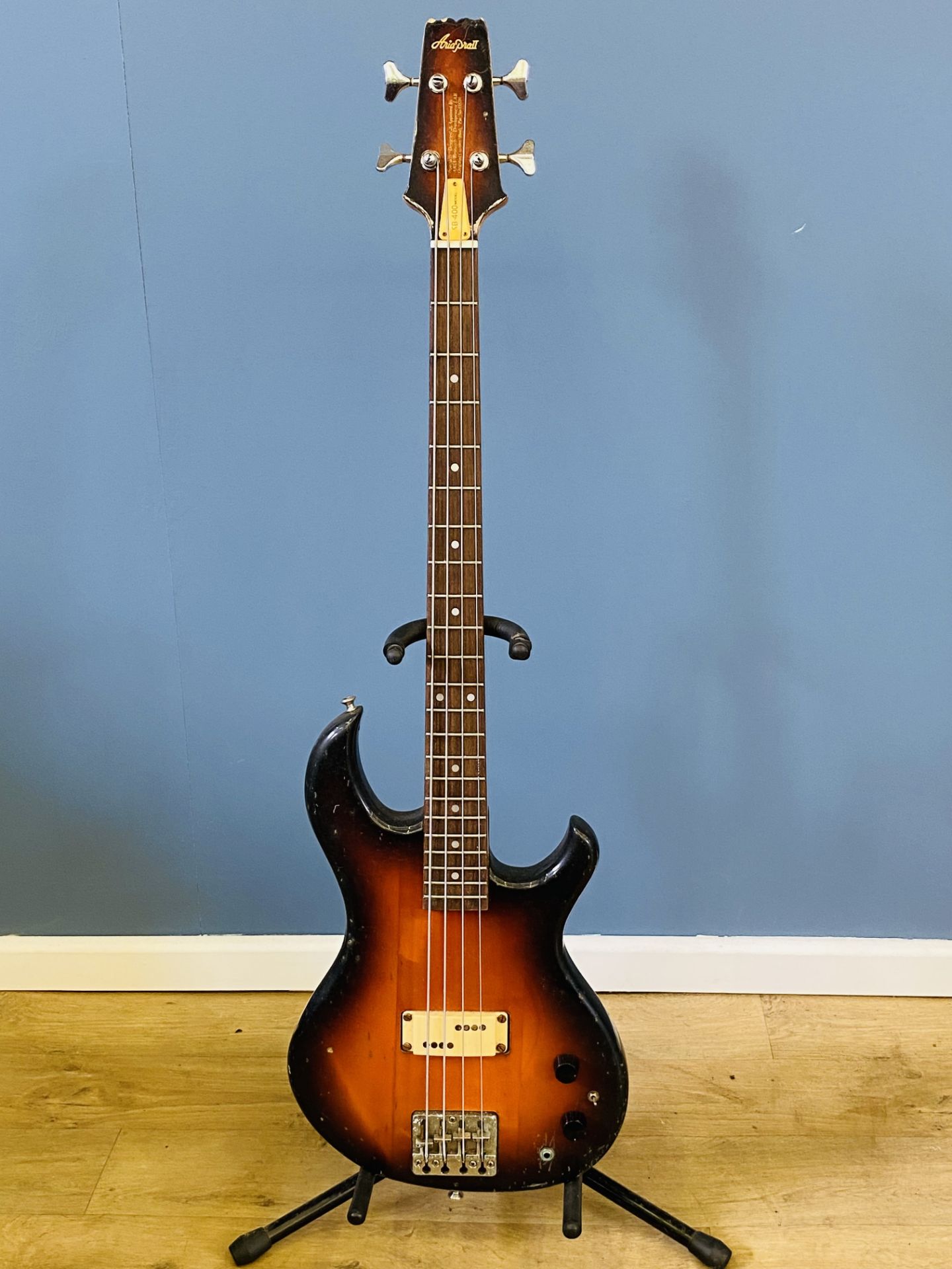 Aria Pro II SB 400 bass guitar made in Japan