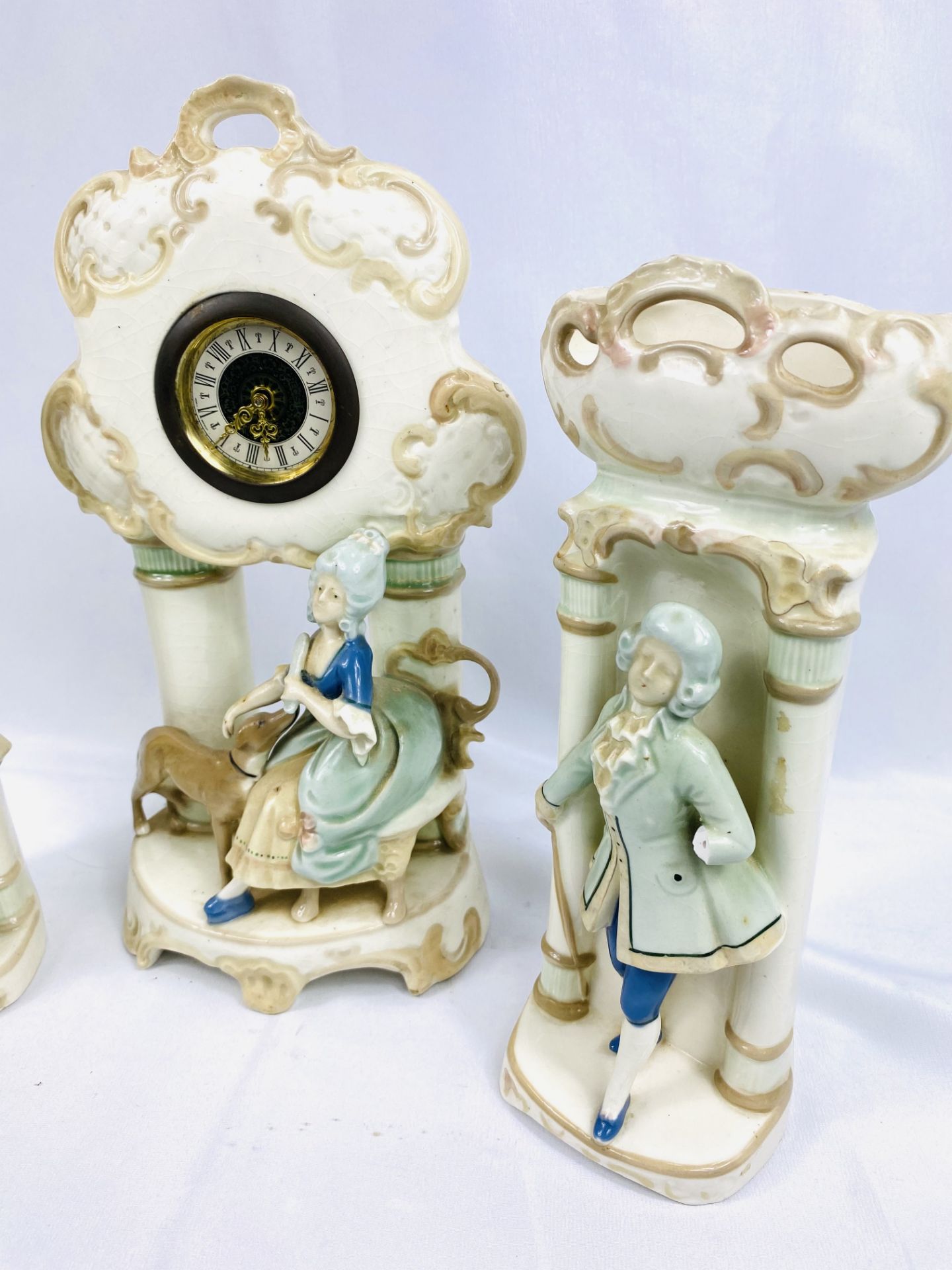 Continental porcelain wind up clock - Image 3 of 4