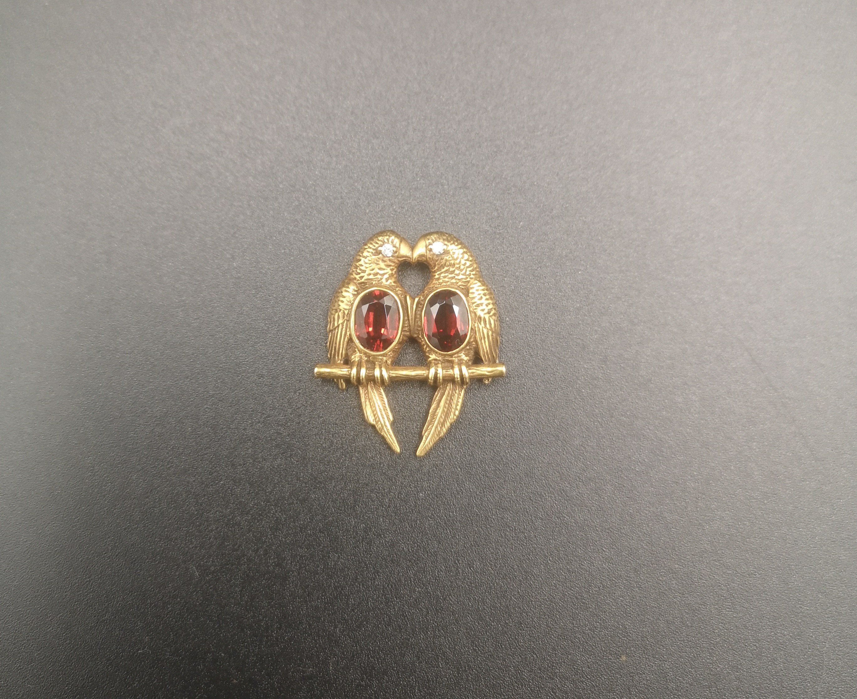 14ct gold, garnet and diamond brooch - Image 2 of 4