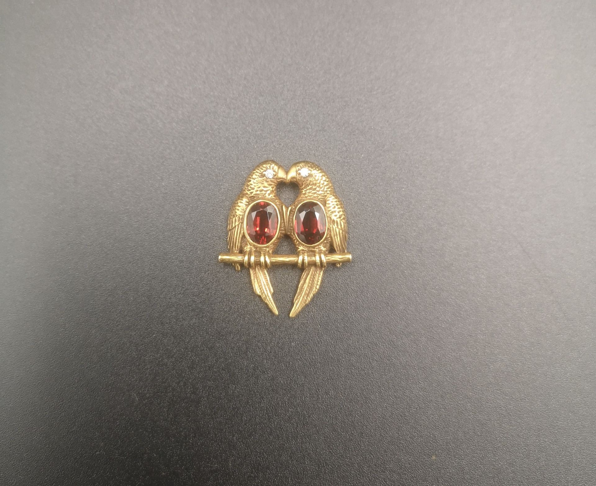 14ct gold, garnet and diamond brooch - Image 2 of 4