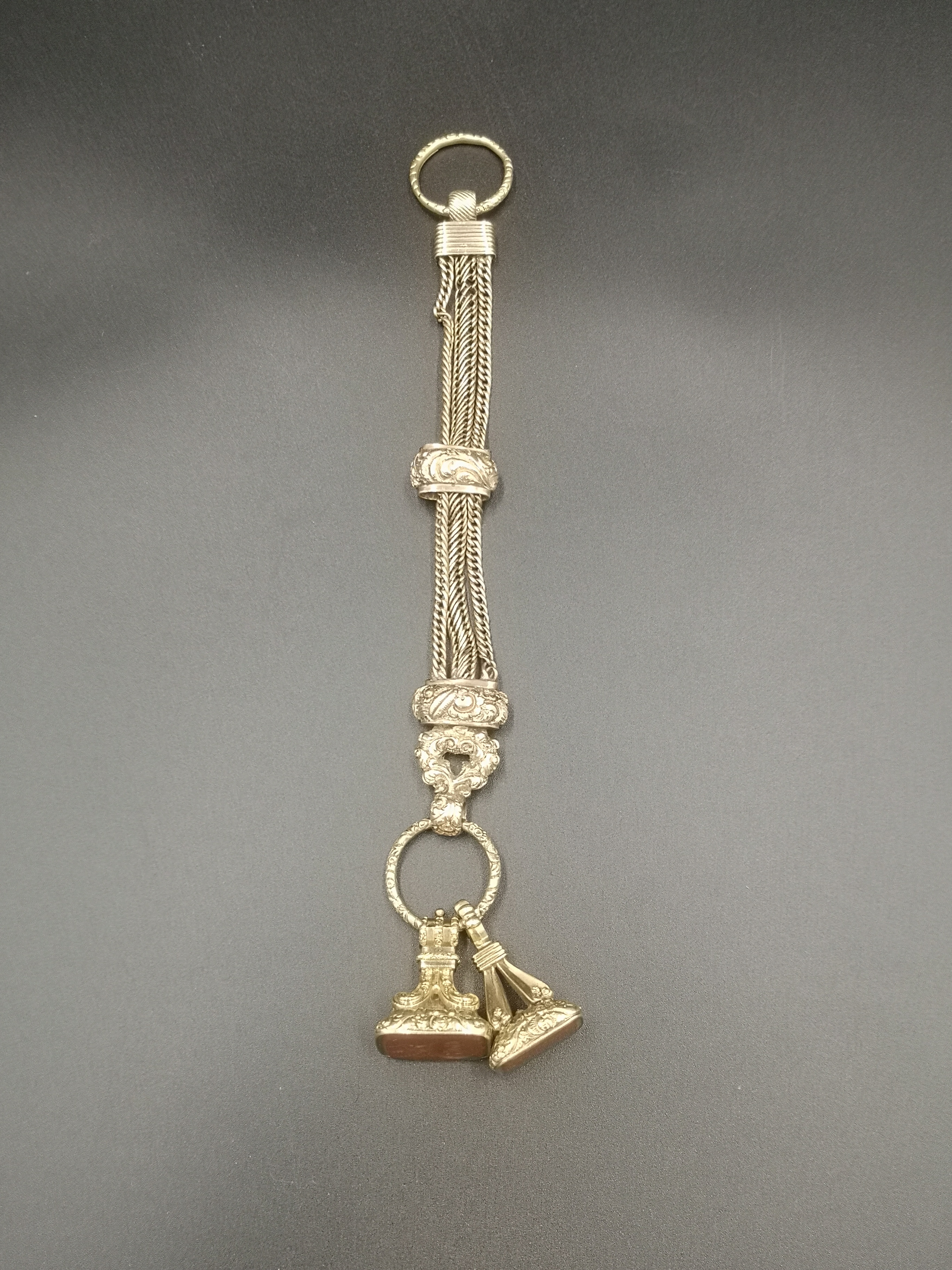 Gold fob chain with two seals - Image 8 of 8