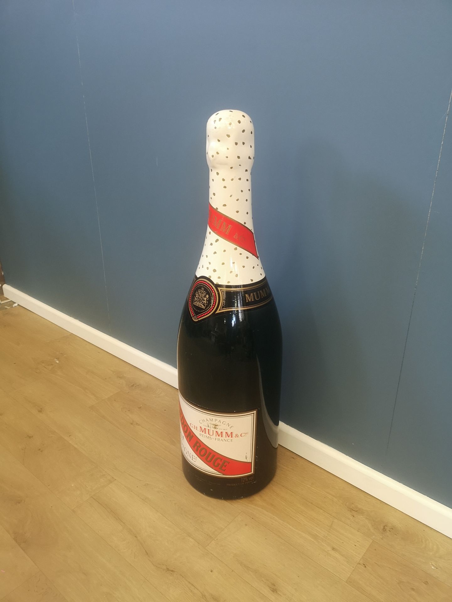 Fibreglass shop display bottle of Mumm Cordon Rouge - Image 2 of 3