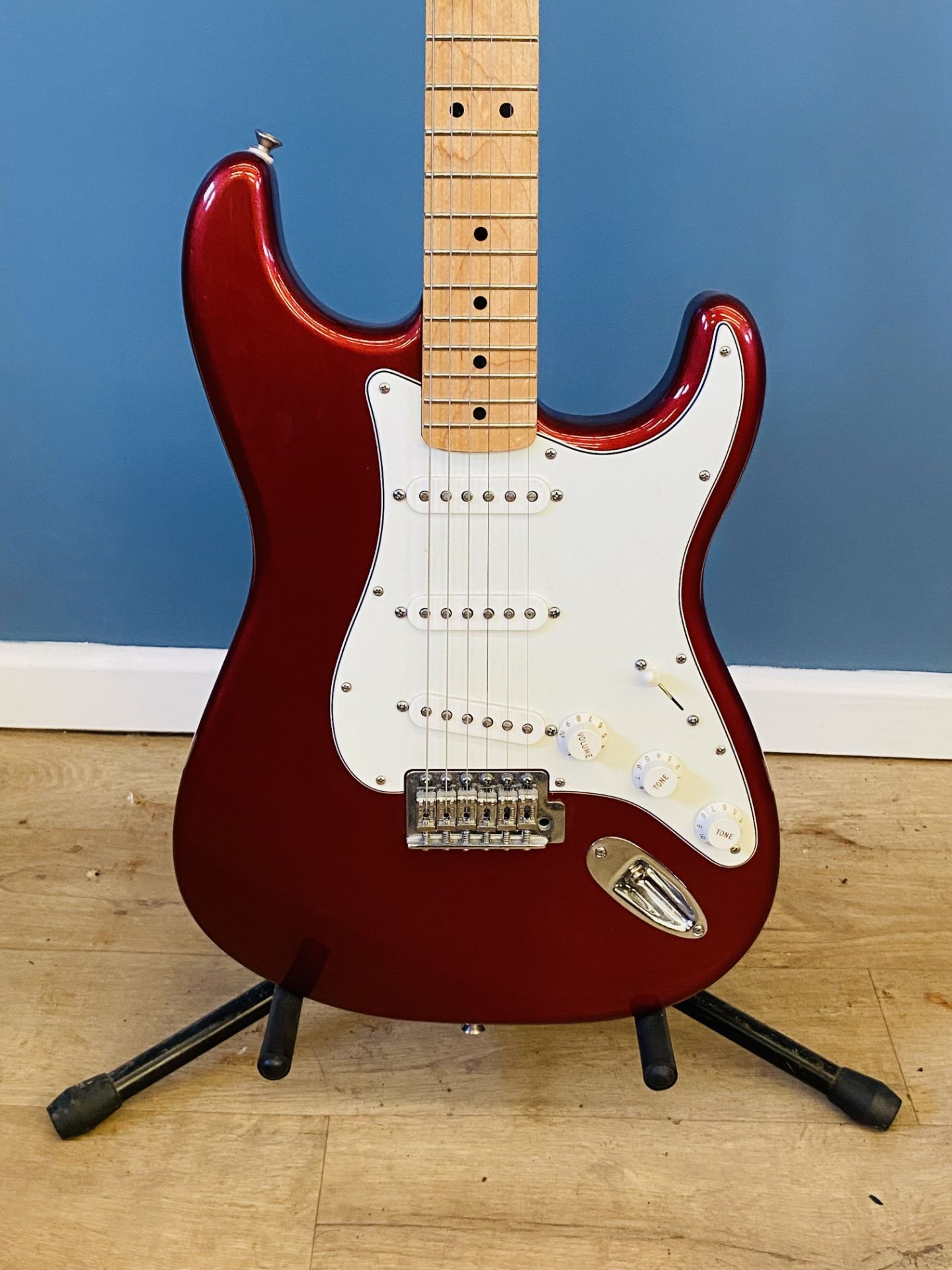 Fender Stratocaster - Image 3 of 4