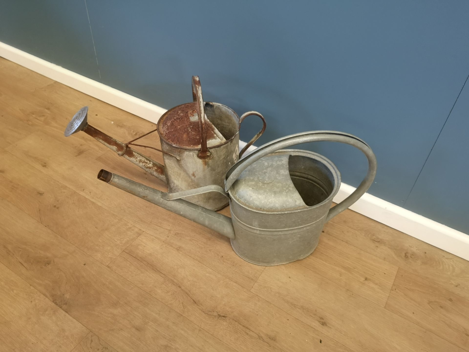 Two galvanised watering cans - Image 3 of 4