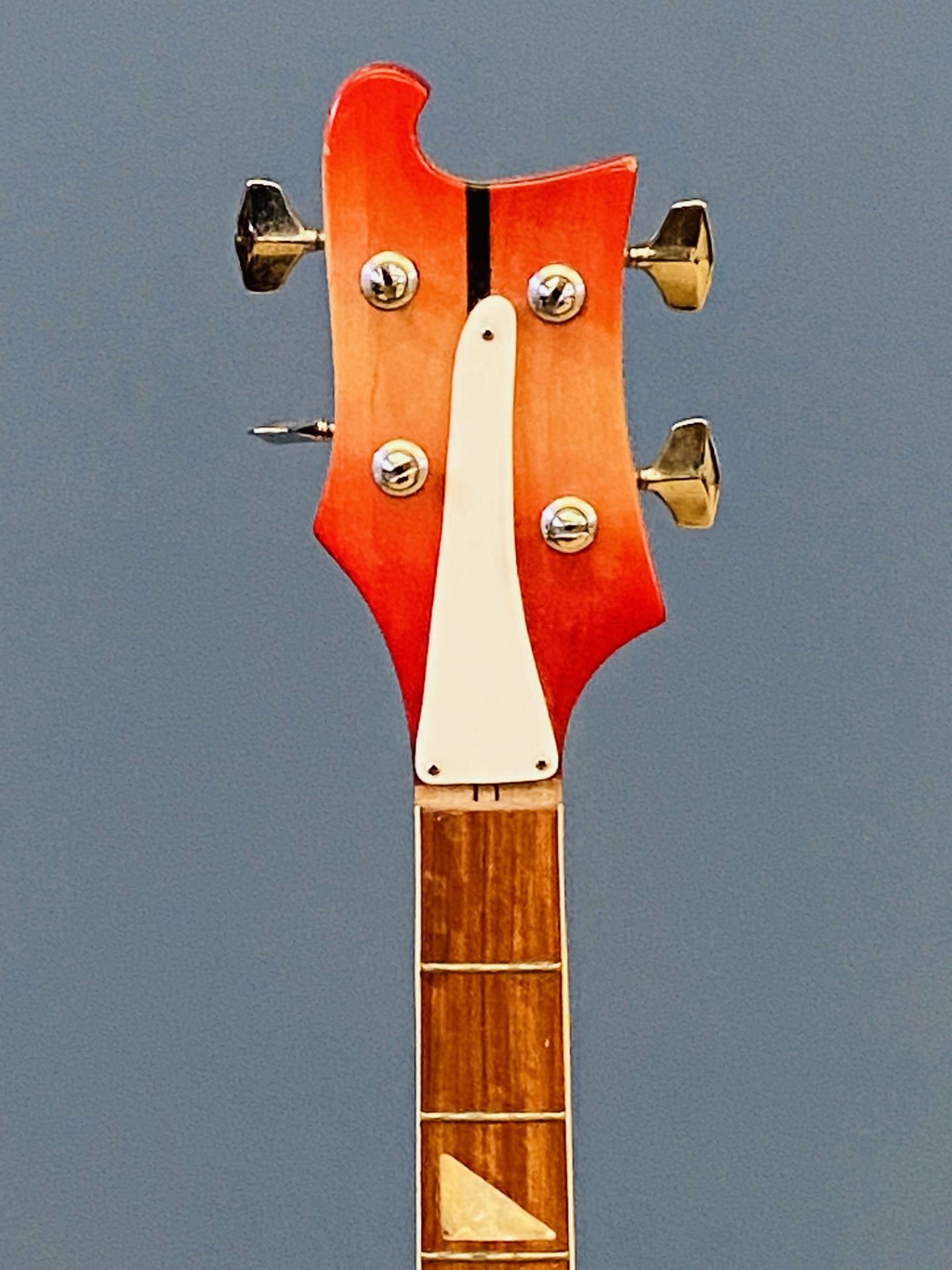 Rickenbacker style bass guitar. - Image 2 of 4