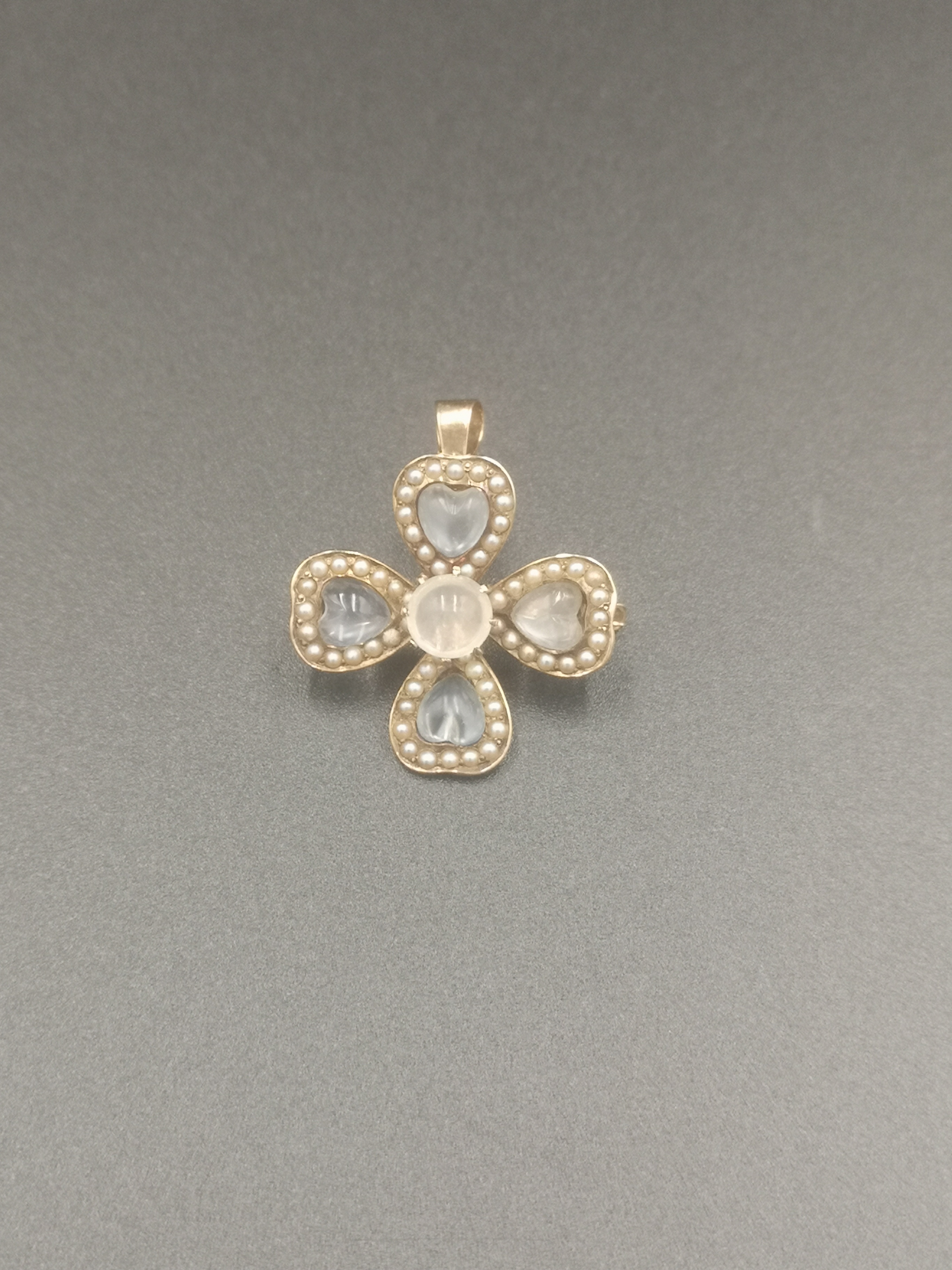 Gold flower pendant set with moonstone - Image 5 of 6