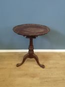 Victorian mahogany tilt top table