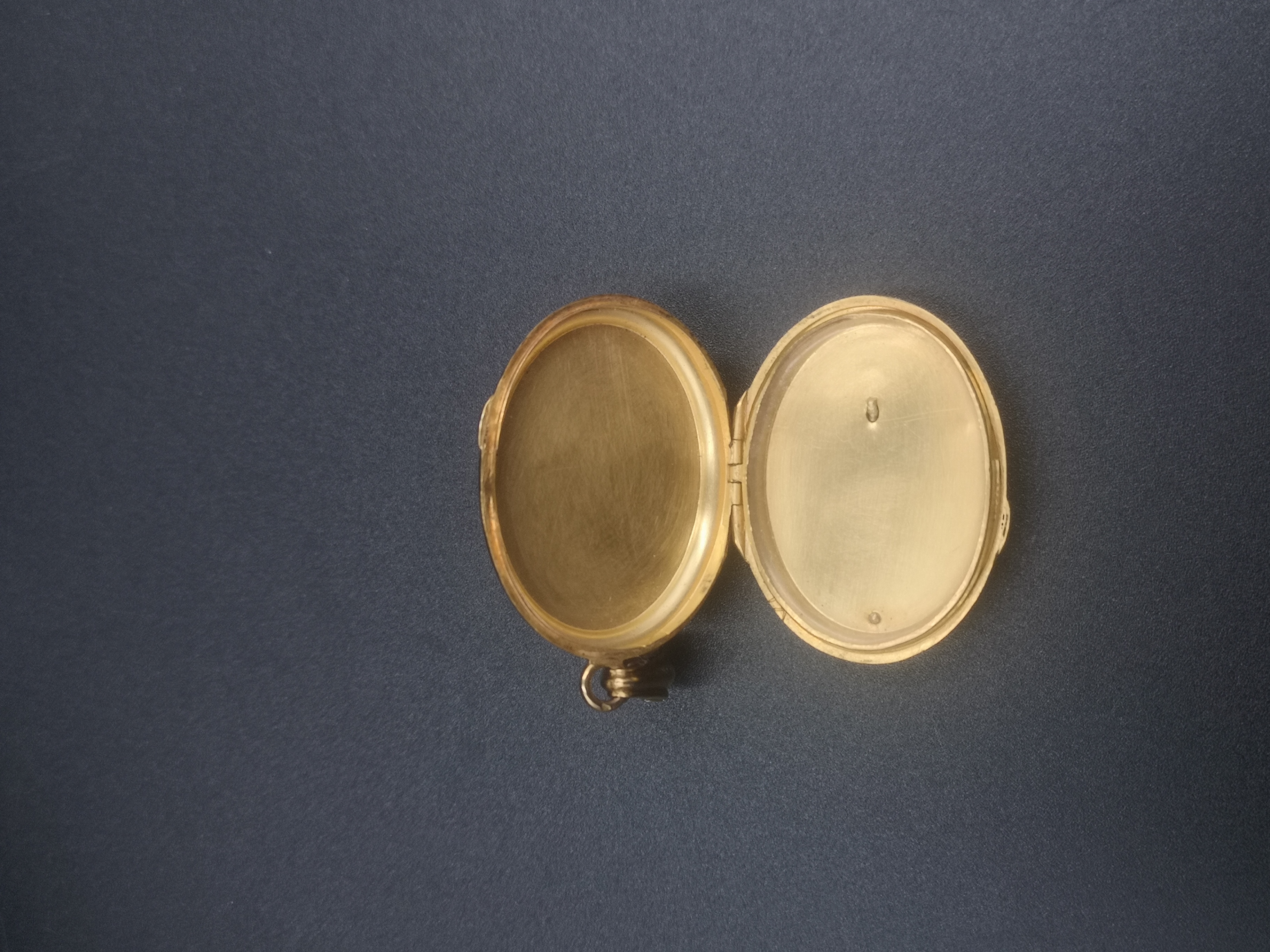 Victorian gold locket - Image 4 of 5