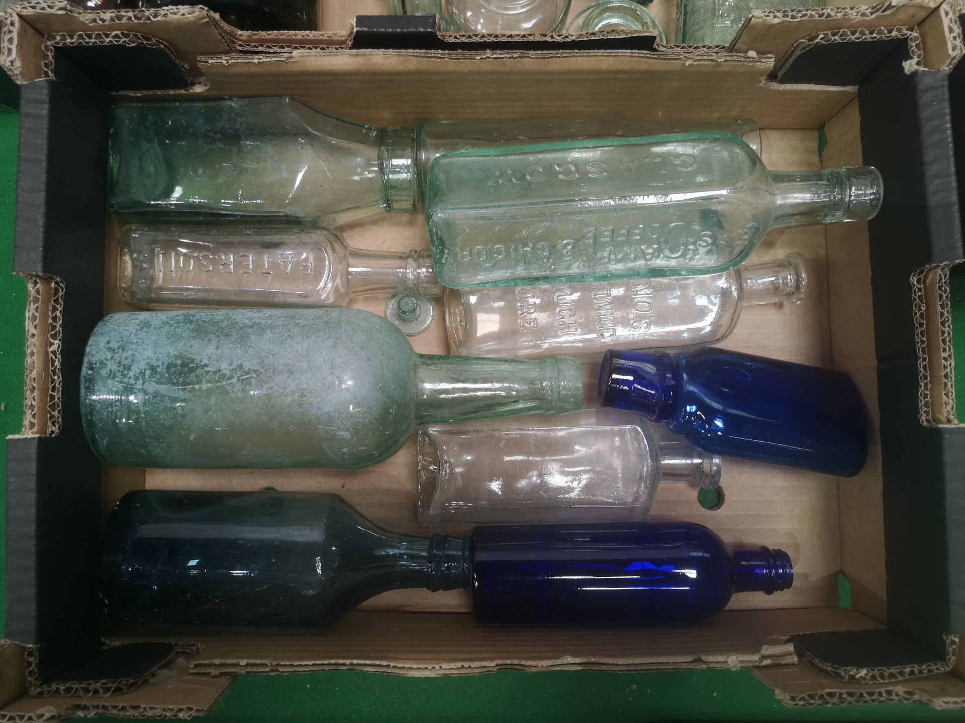 Quantity of glass bottles - Image 6 of 7
