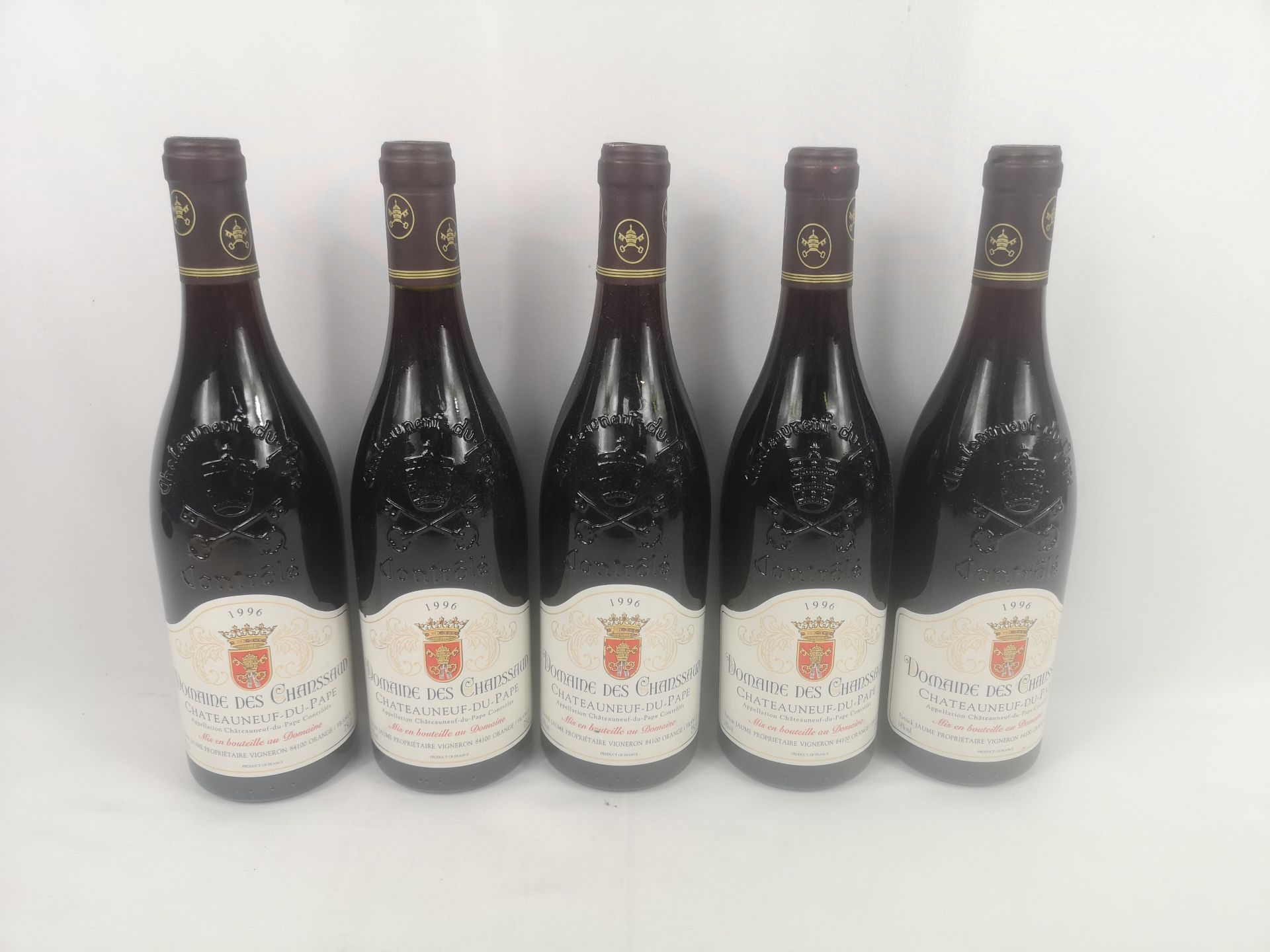 Eleven 75cl bottles of Domaine des Chanssaud Châteauneuf-du-Pape.